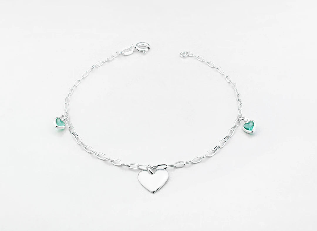 Emerald Jewelry Trends What's Hot in 2025