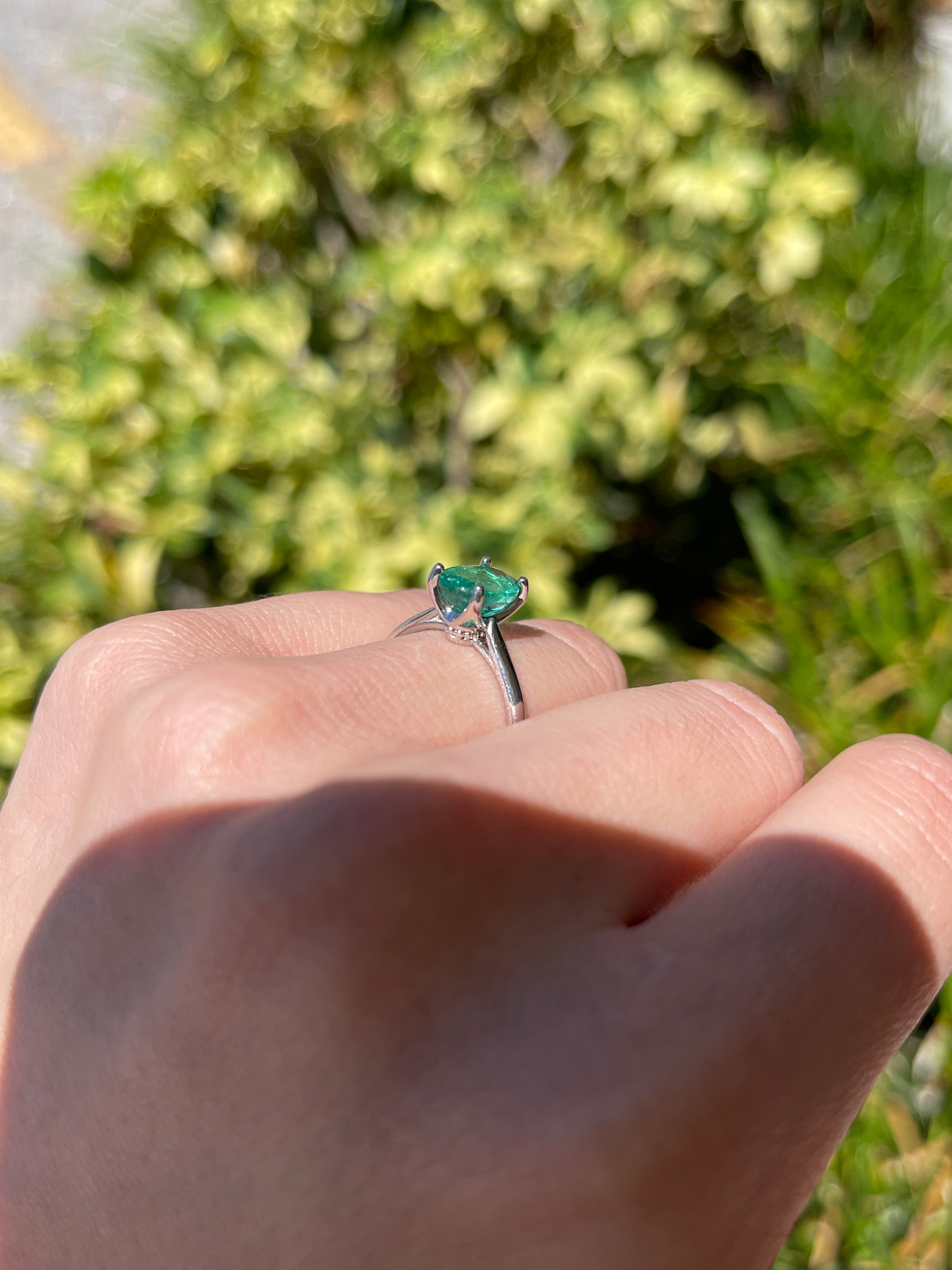 2.05ct 18K Natural Oval Cut Emerald Solitaire Gold Ring - JR Colombian Emeralds