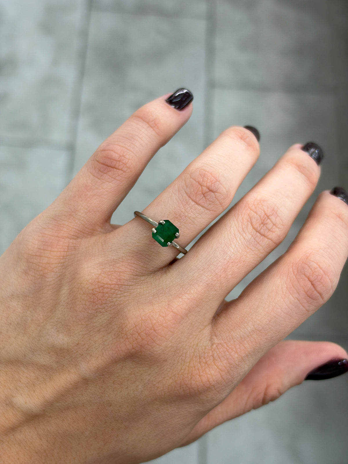 1.35 carat 7×6.1 mm Deep Dark Forest Green High-Grade Asscher Earth-Mined Loose Emerald