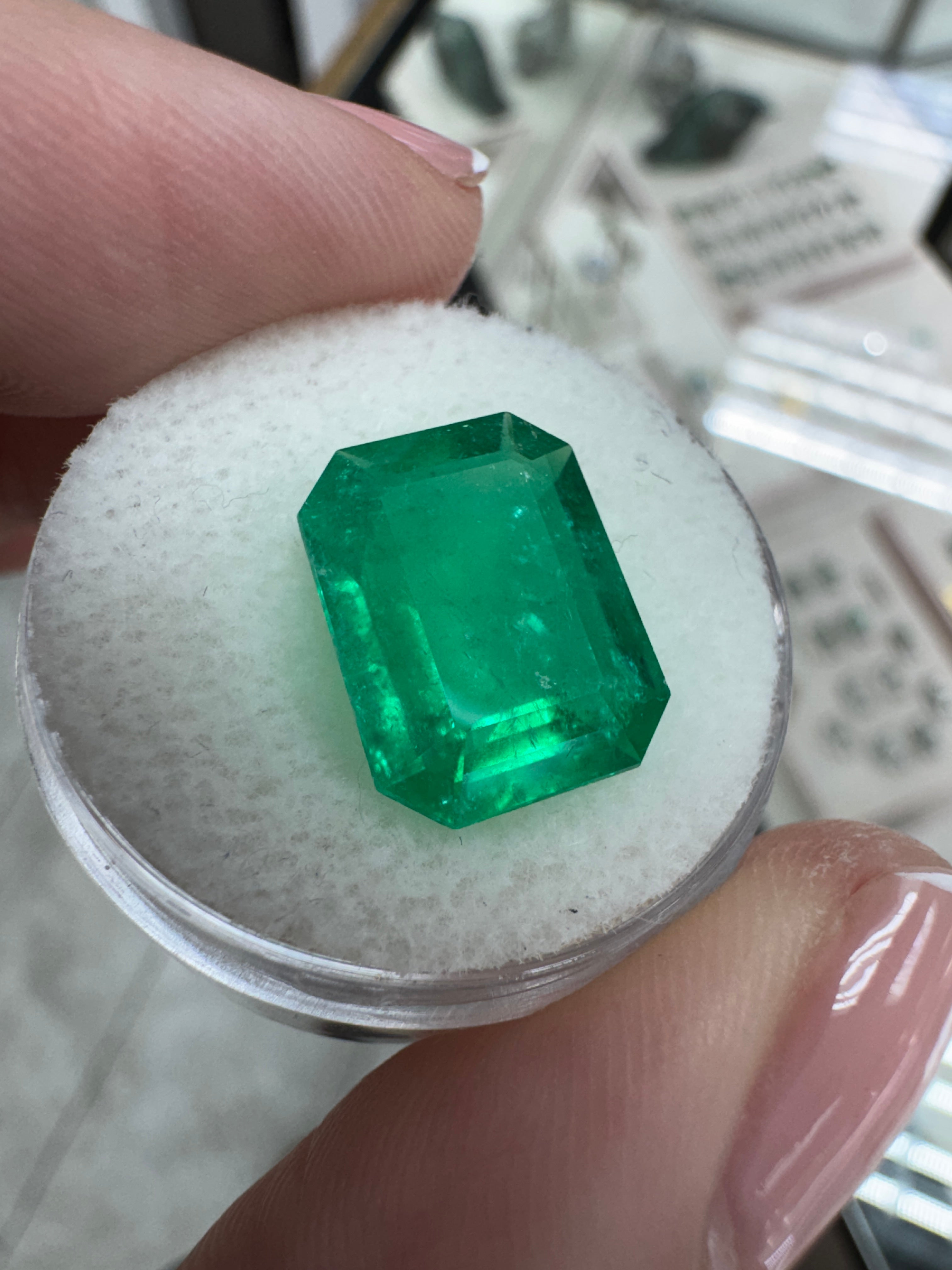 5.48 Carat 13.5x10.5 Colombian Emerald- Emerald Cut Gemstone
