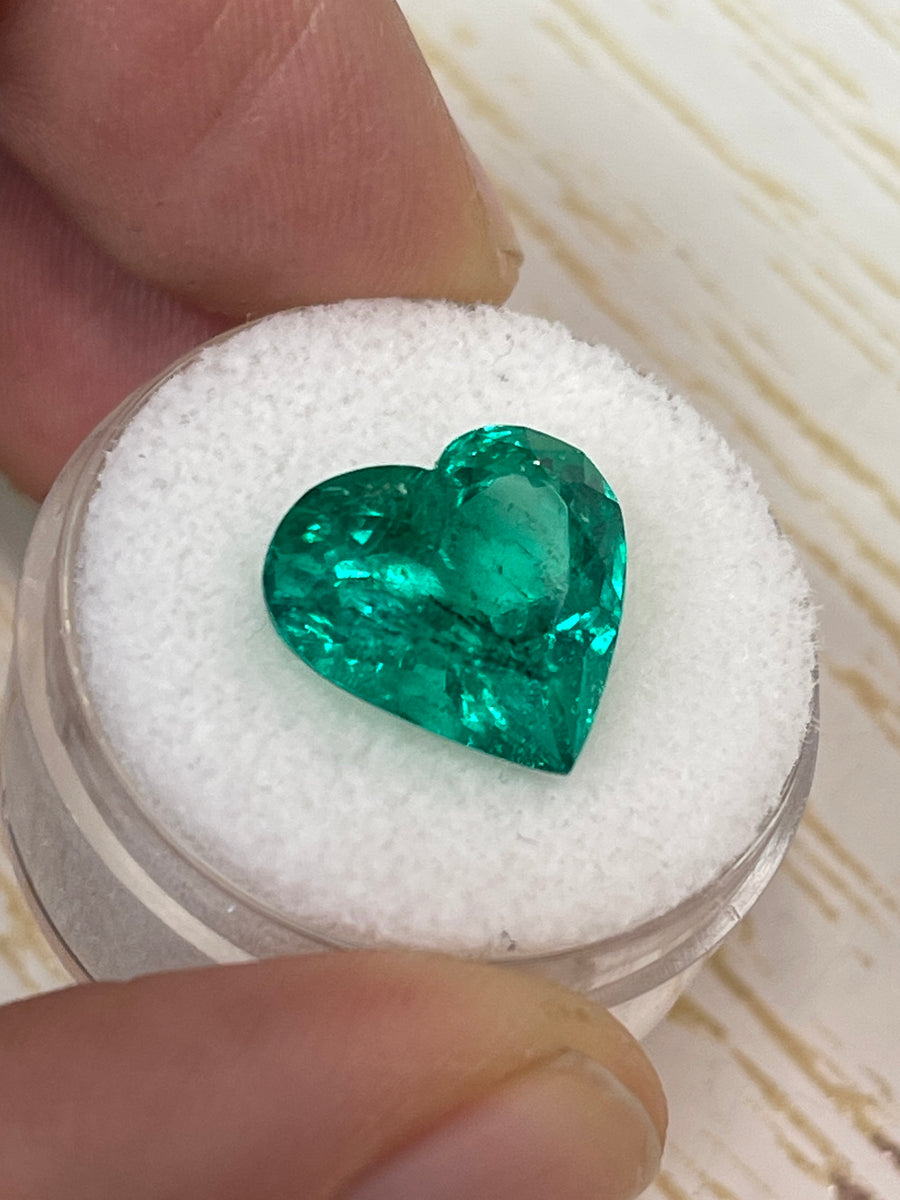 Stunning Heart-Cut 7.86 Carat Muzo Green Colombian Emerald