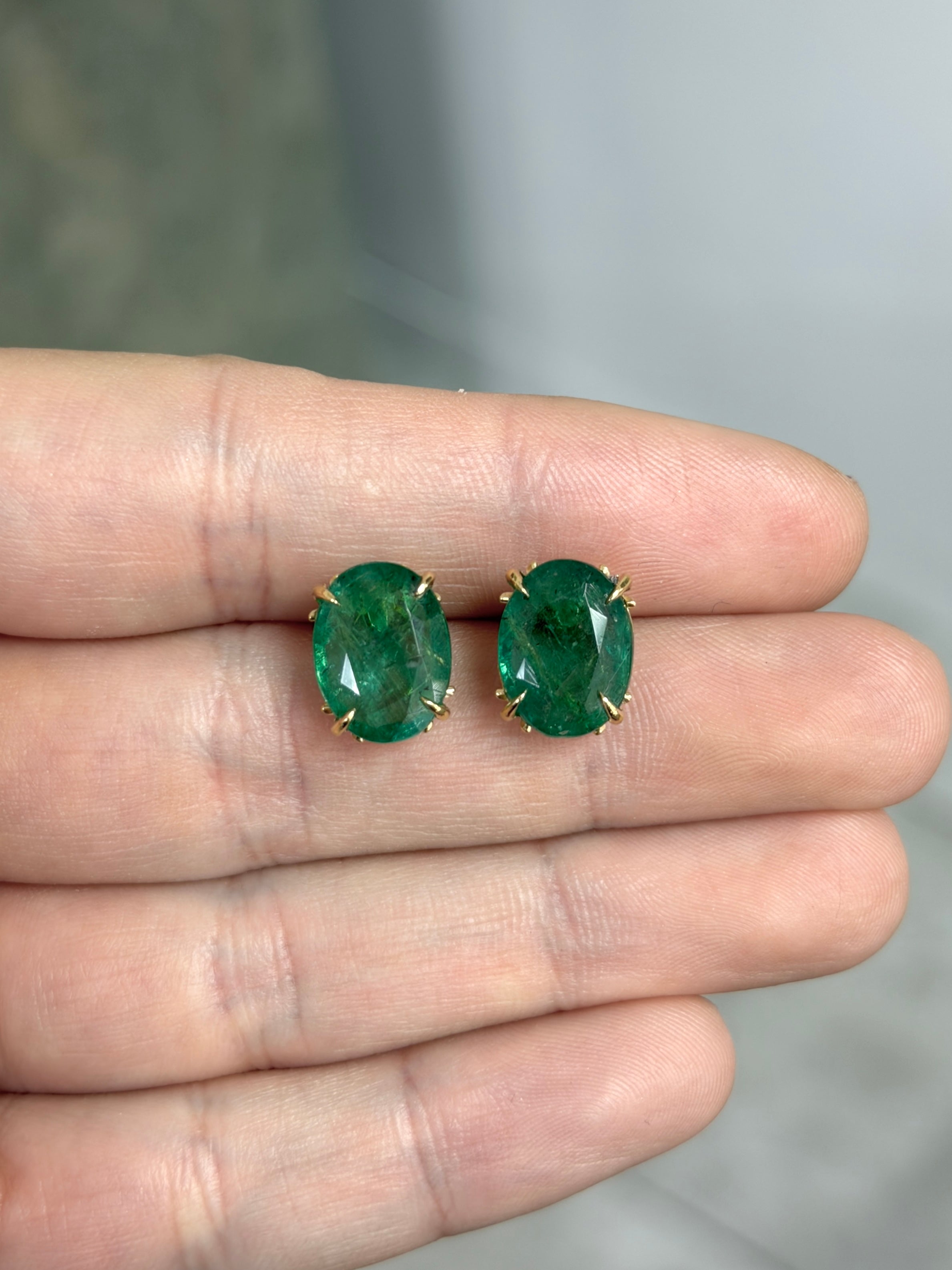 9.56tcw Natural Emerald Oval 4-Prong Fleur-de-lis Earring - JR Colombian Emeralds