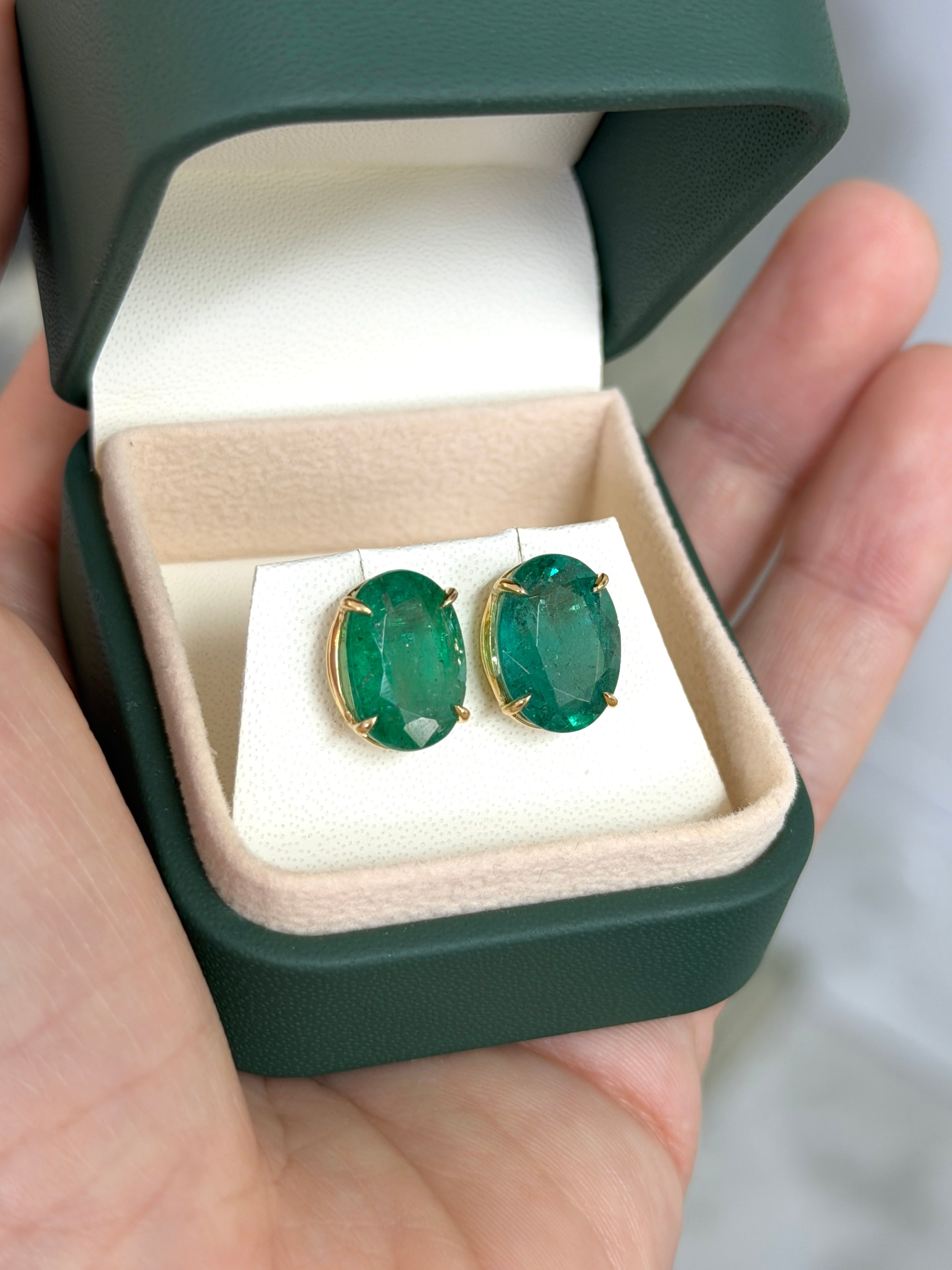 11.90tcw Classic Green Oval Emerald Solitaire Stud Earrings 18K - JR Colombian Emeralds
