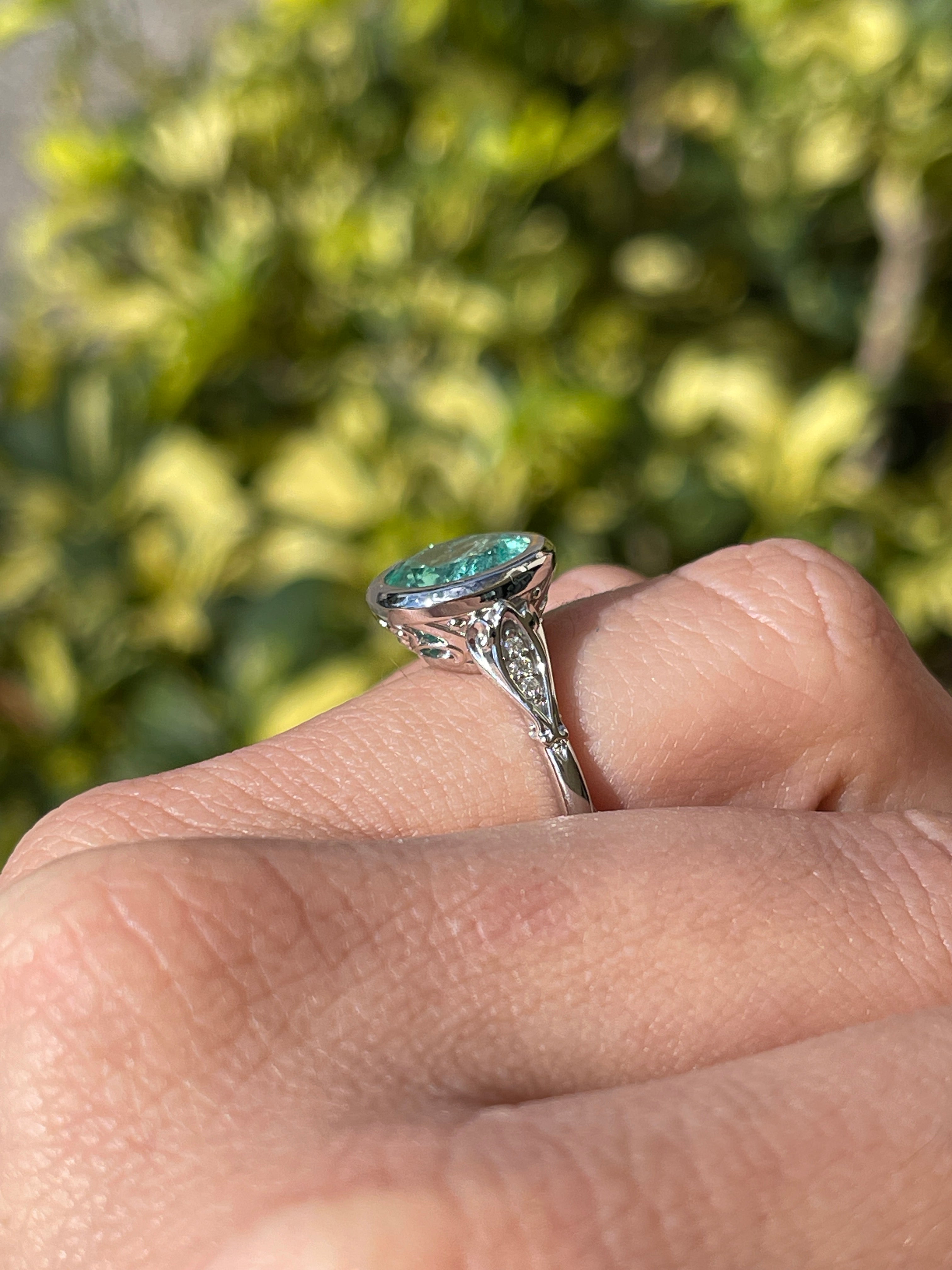 IG Exclusive 2.53 Carat Round Colombian Emerald Vintage Bezel Set Solitaire with Diamond Ring 14K White - JR Colombian Emeralds