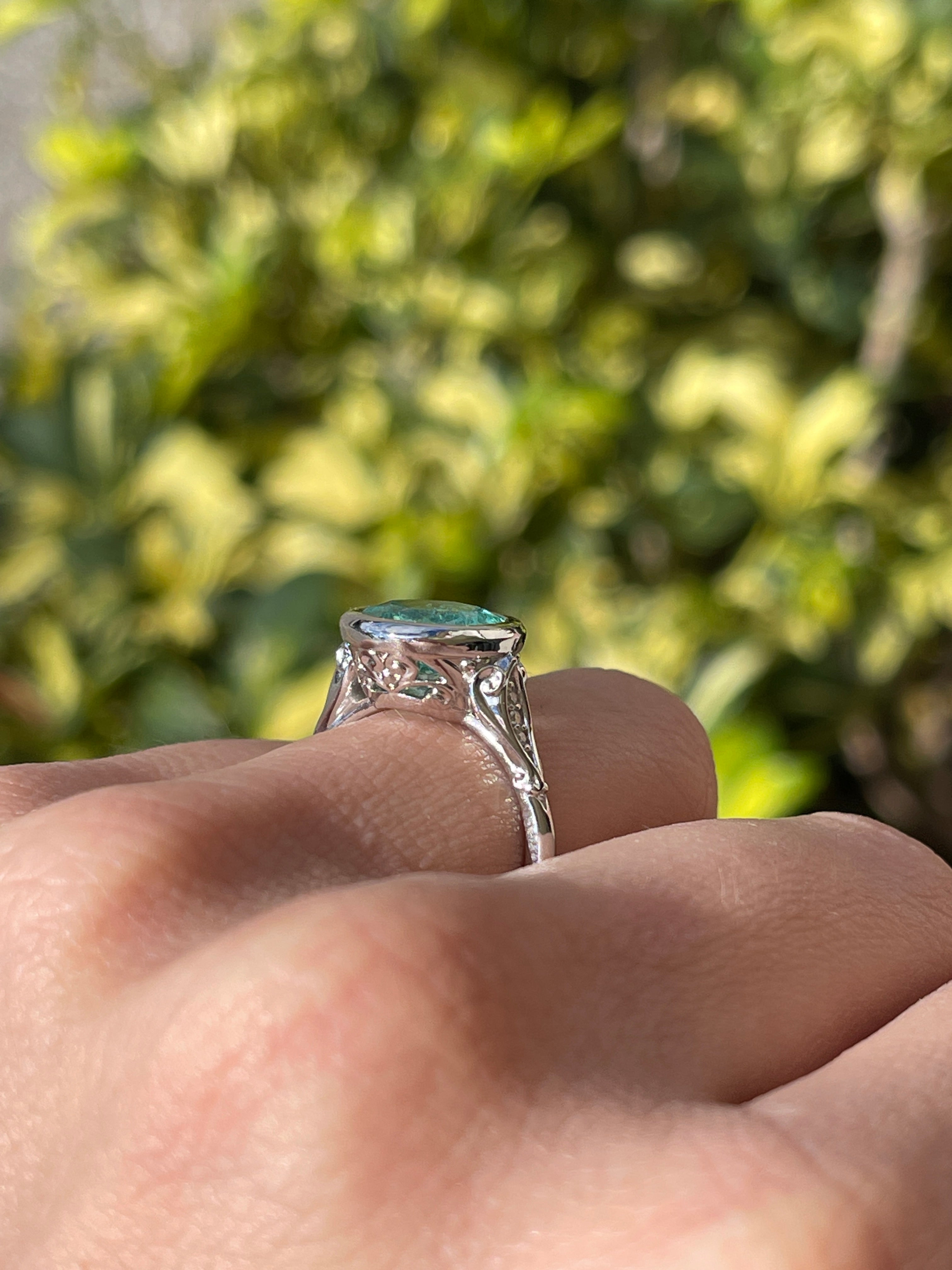 IG Exclusive 2.53 Carat Round Colombian Emerald Vintage Bezel Set Solitaire with Diamond Ring 14K White - JR Colombian Emeralds