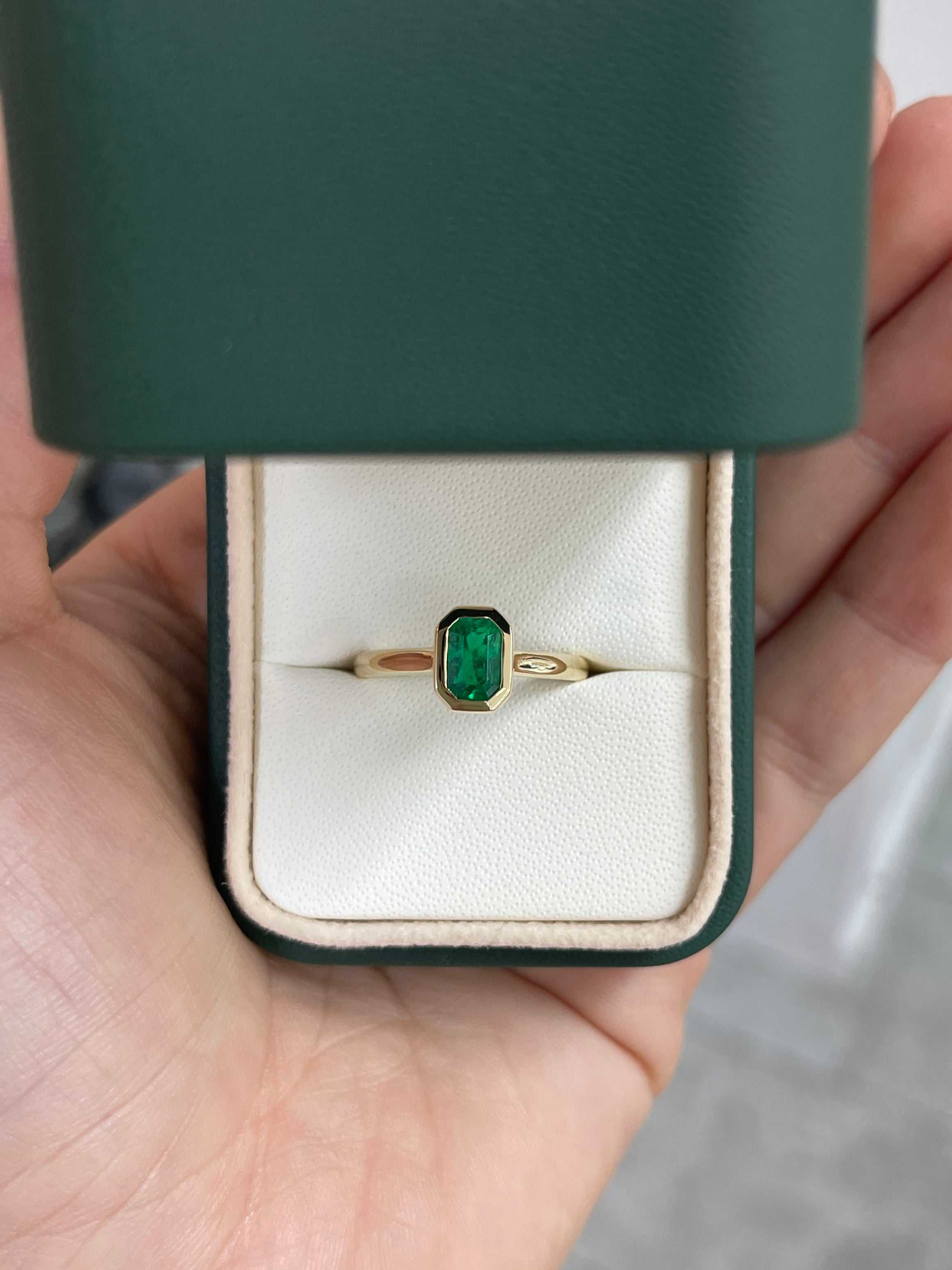 1.08cts AAA+ Bezel Set Muzo Colombian Emerald-Emerald Cut Solitaire Ring 18K - JR Colombian Emeralds