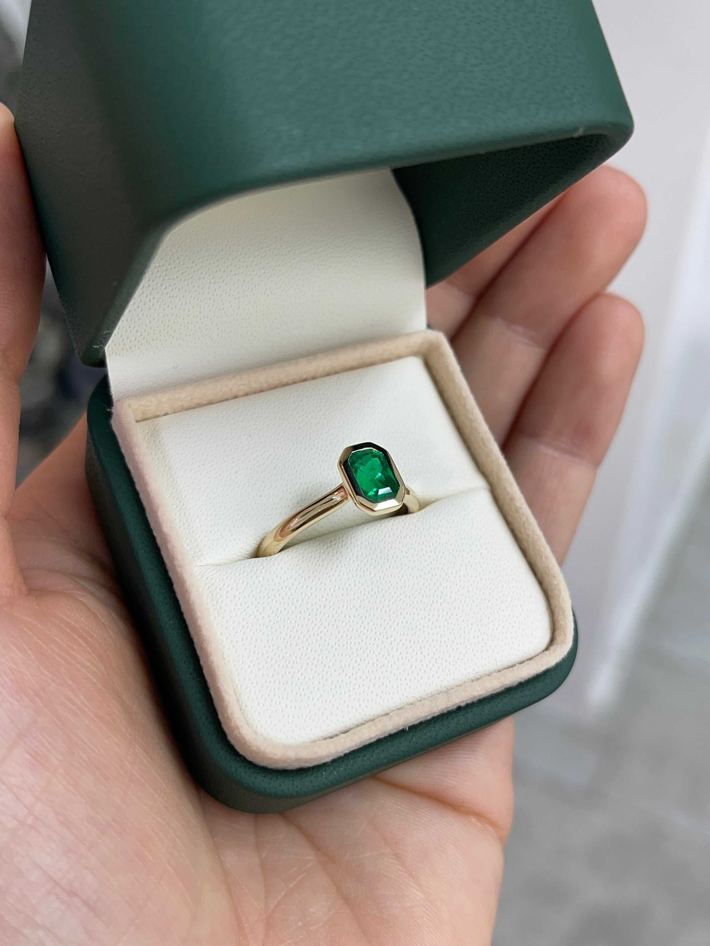 1.08cts AAA+ Bezel Set Muzo Colombian Emerald-Emerald Cut Solitaire Ring 18K - JR Colombian Emeralds