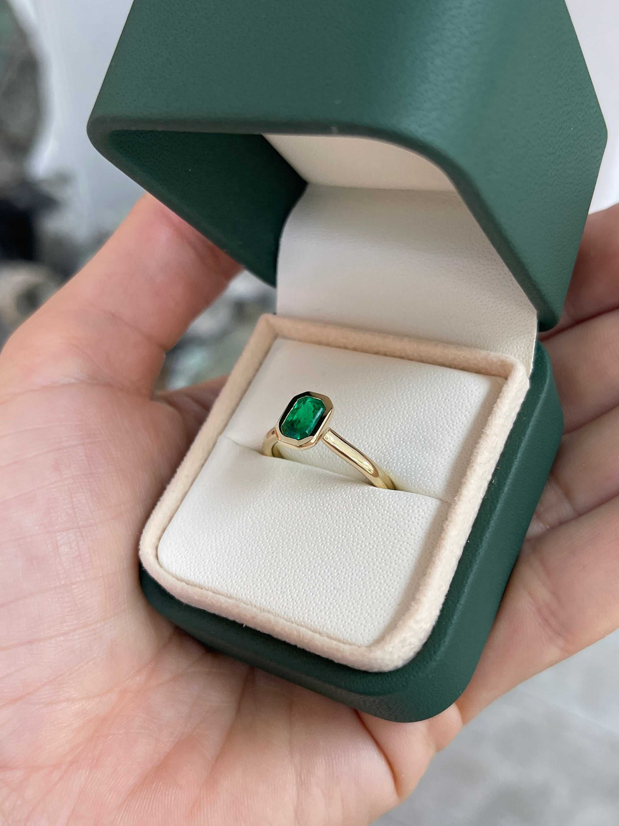 1.08cts AAA+ Bezel Set Muzo Colombian Emerald-Emerald Cut Solitaire Ring 18K - JR Colombian Emeralds