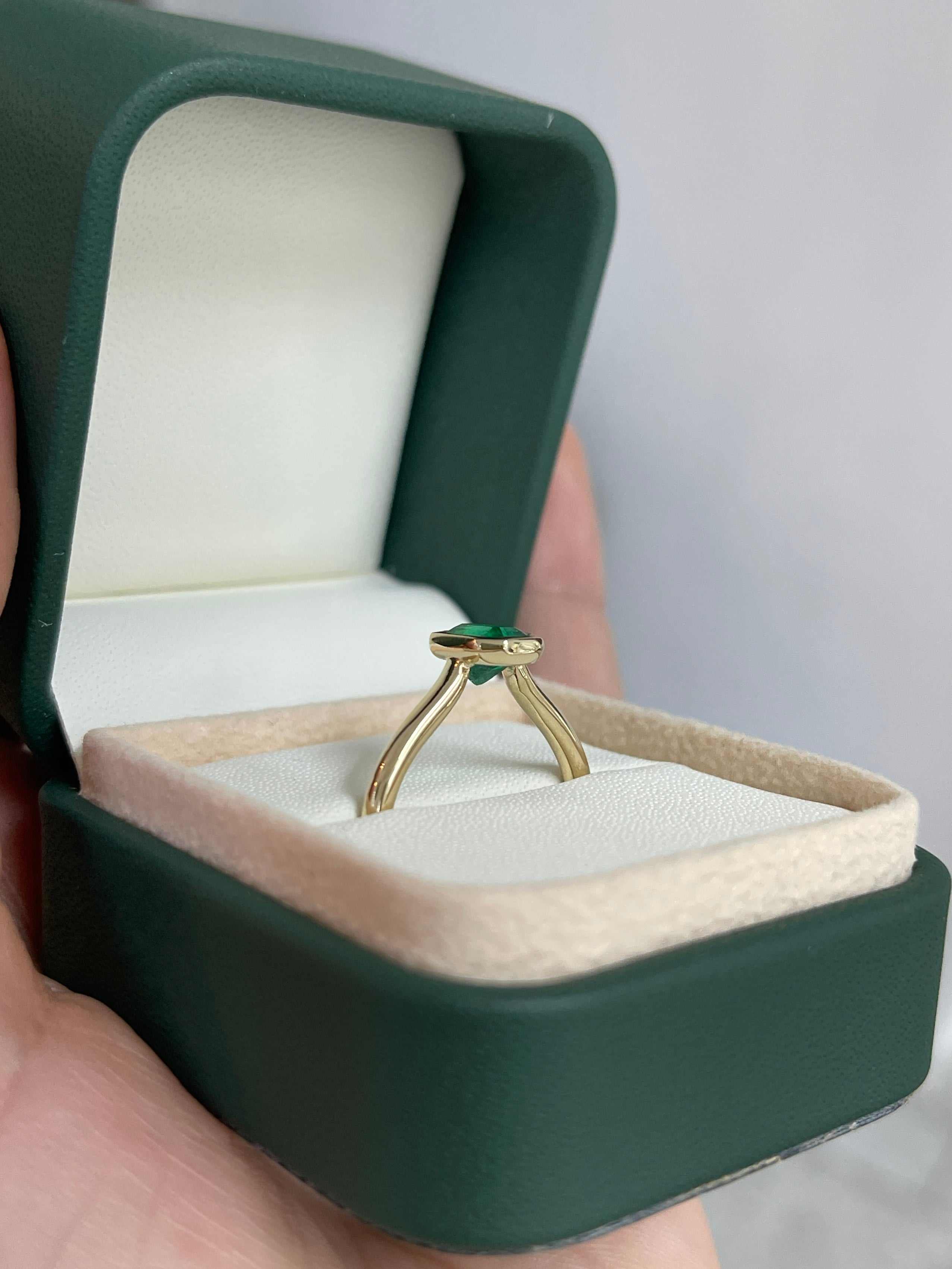 1.08cts AAA+ Bezel Set Muzo Colombian Emerald-Emerald Cut Solitaire Ring 18K - JR Colombian Emeralds