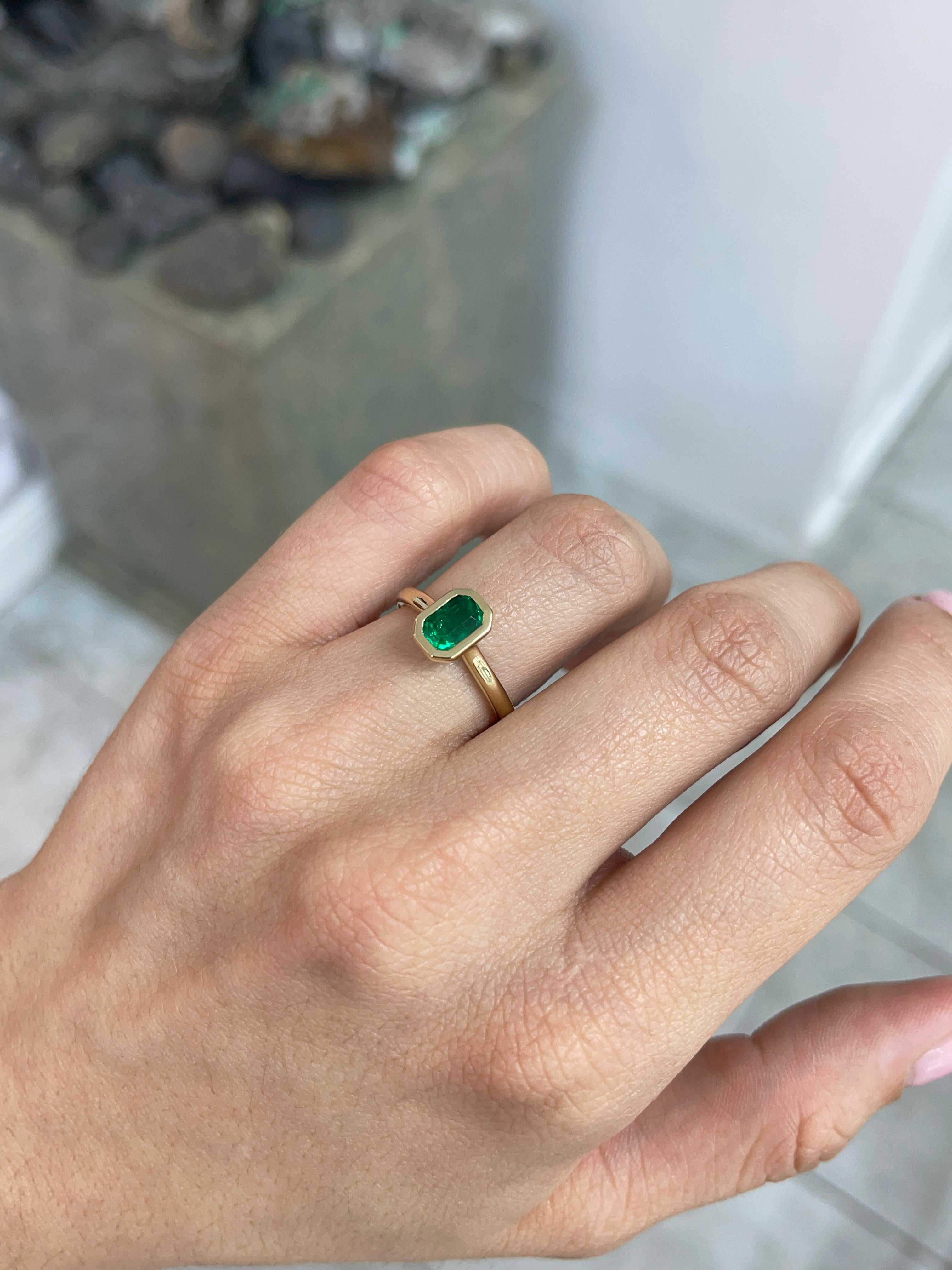 1.08cts AAA+ Bezel Set Muzo Colombian Emerald-Emerald Cut Solitaire Ring 18K - JR Colombian Emeralds