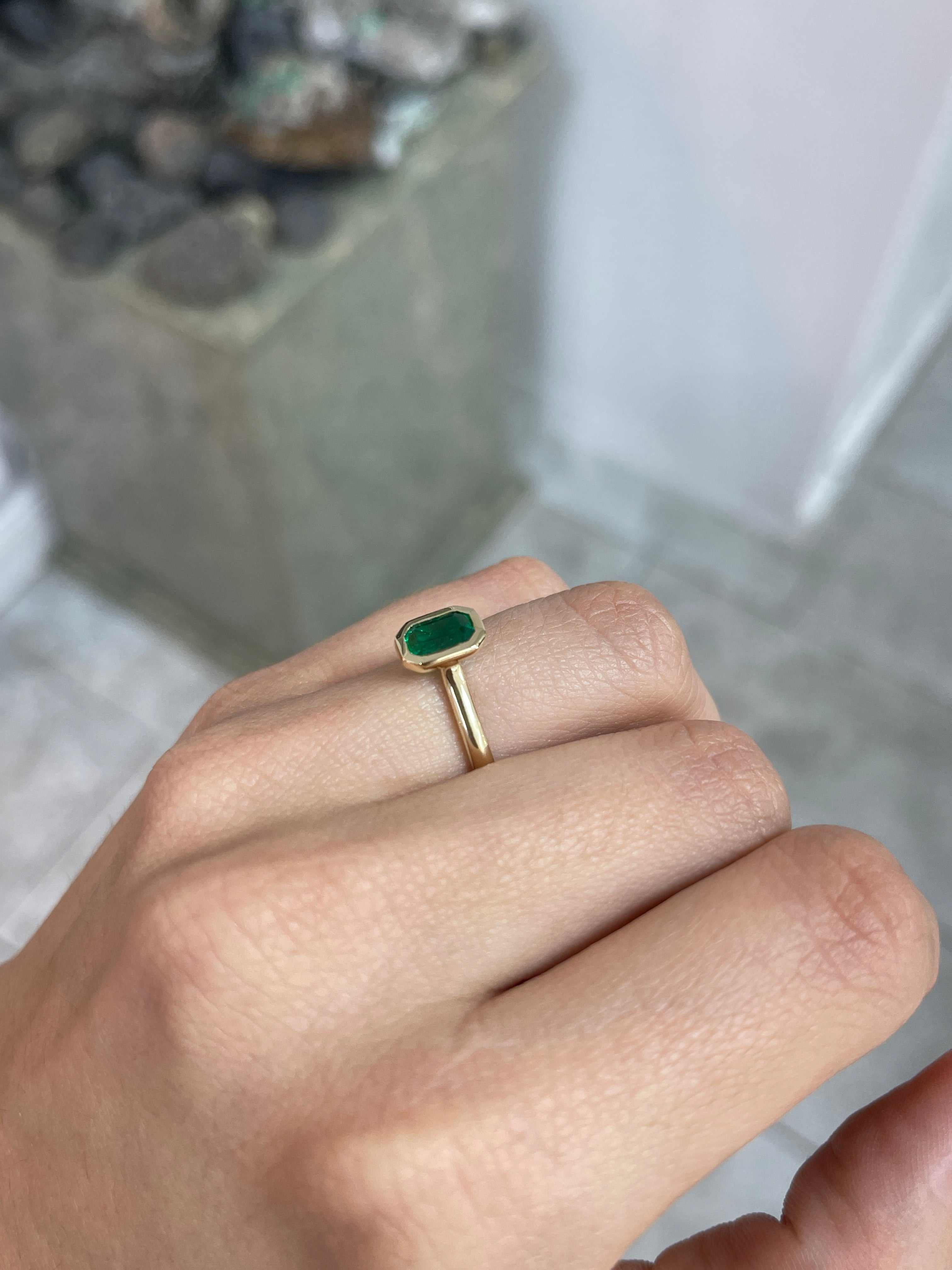 1.08cts AAA+ Bezel Set Muzo Colombian Emerald-Emerald Cut Solitaire Ring 18K - JR Colombian Emeralds