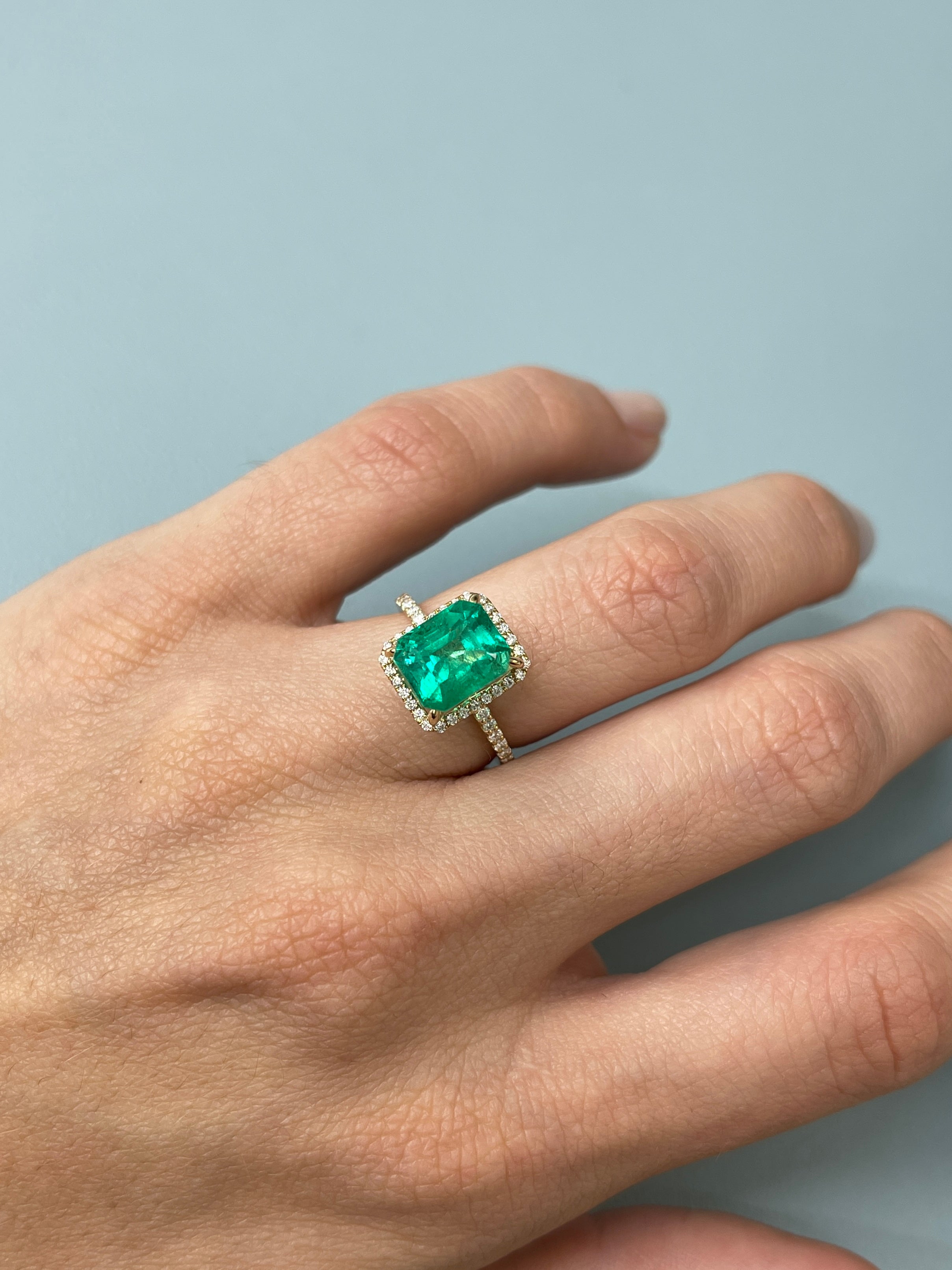 3.43 Carat AAA+ Vivid Bluish Green Natural Loose Colombian Emerald-Emerald Cut - JR Colombian Emeralds