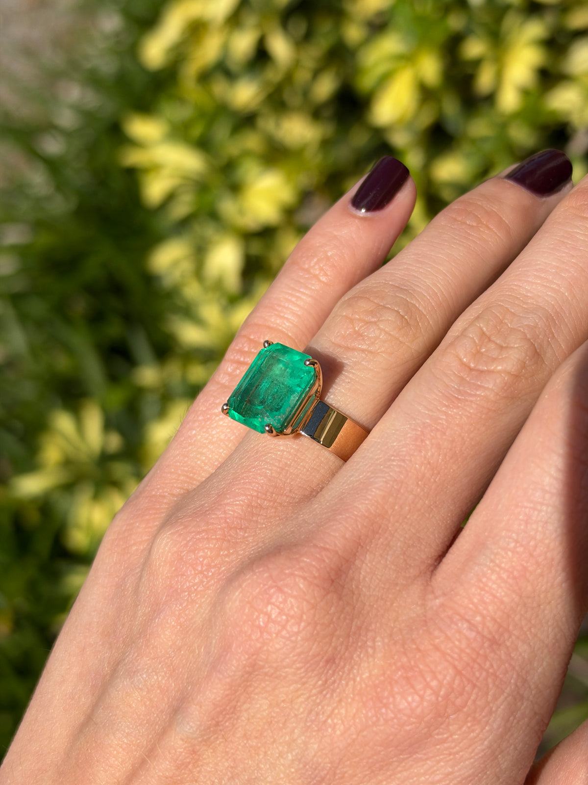 8.66ct 18K Glowing Muzo Emerald Cut Colombian Emerald 6mm Wide Band Solitaire Ring