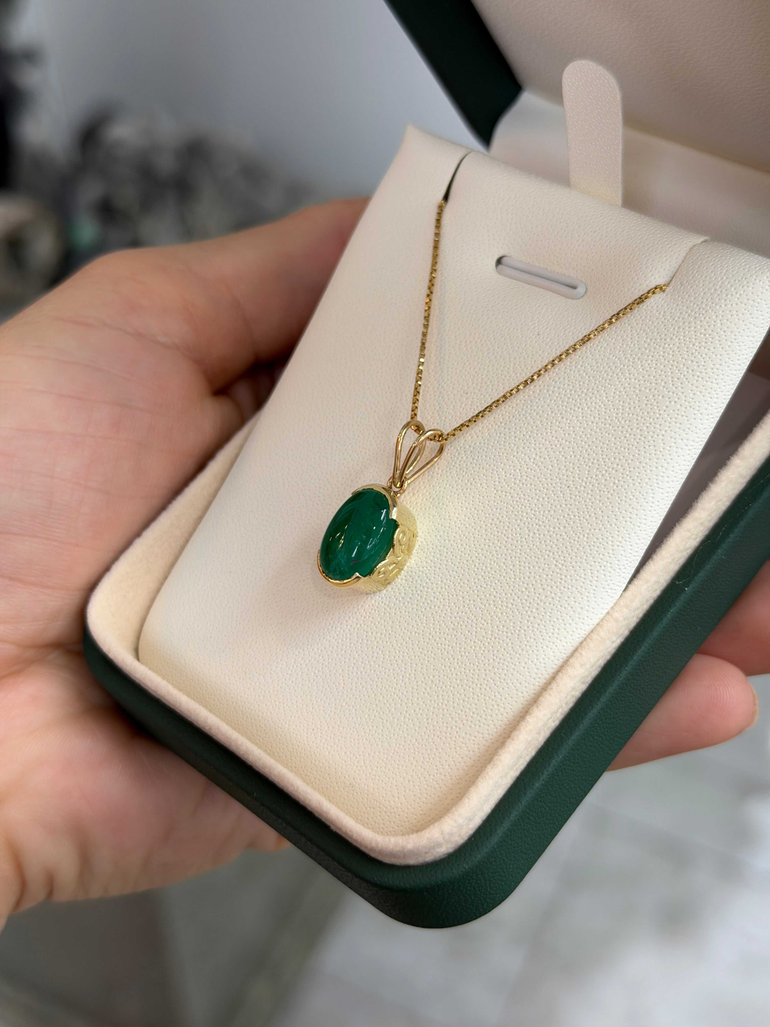 3.67 Carat Oval Colombian Emerald Cabochon Cut 14K Necklace - JR Colombian Emeralds