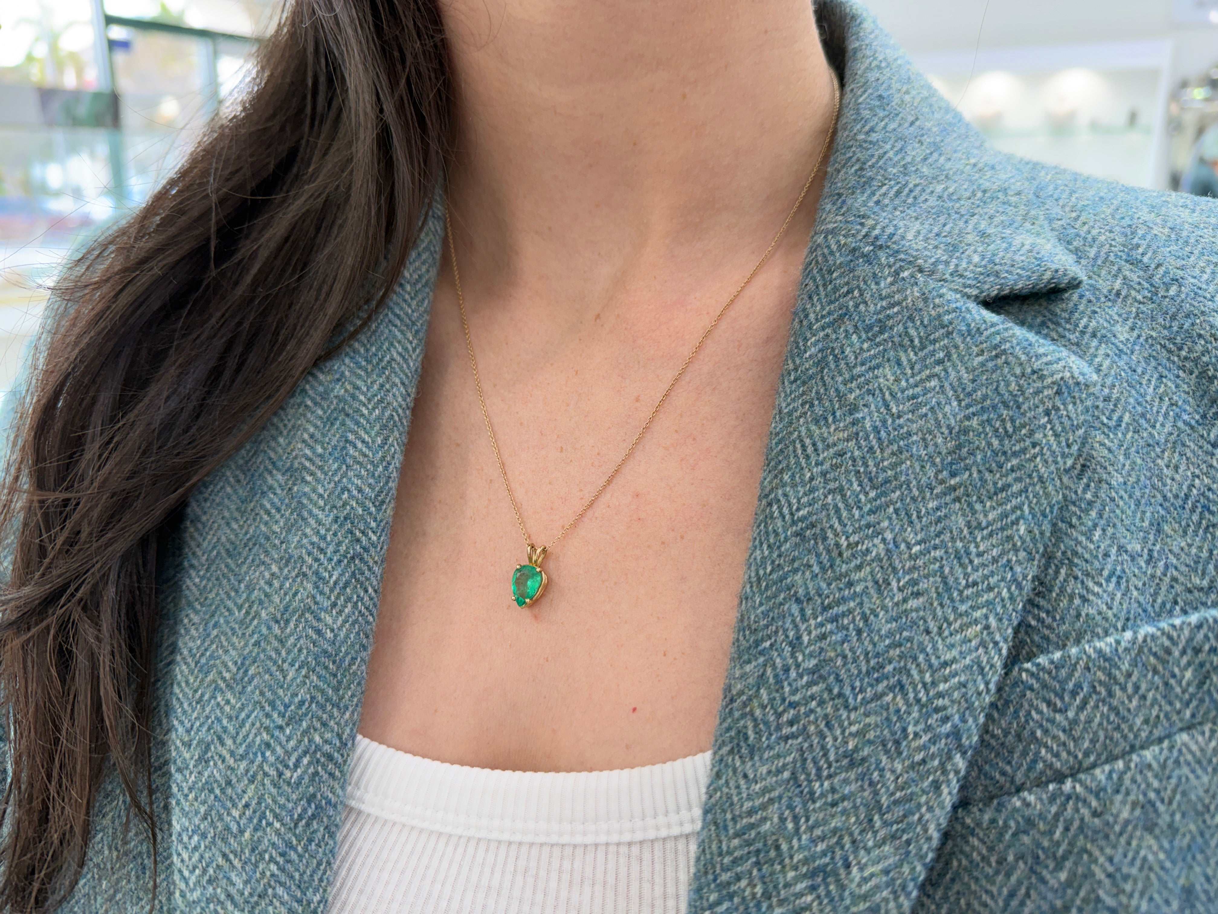 2.82cts Inverted Colombian Emerald-Pear Cut Solitaire Necklace 14K