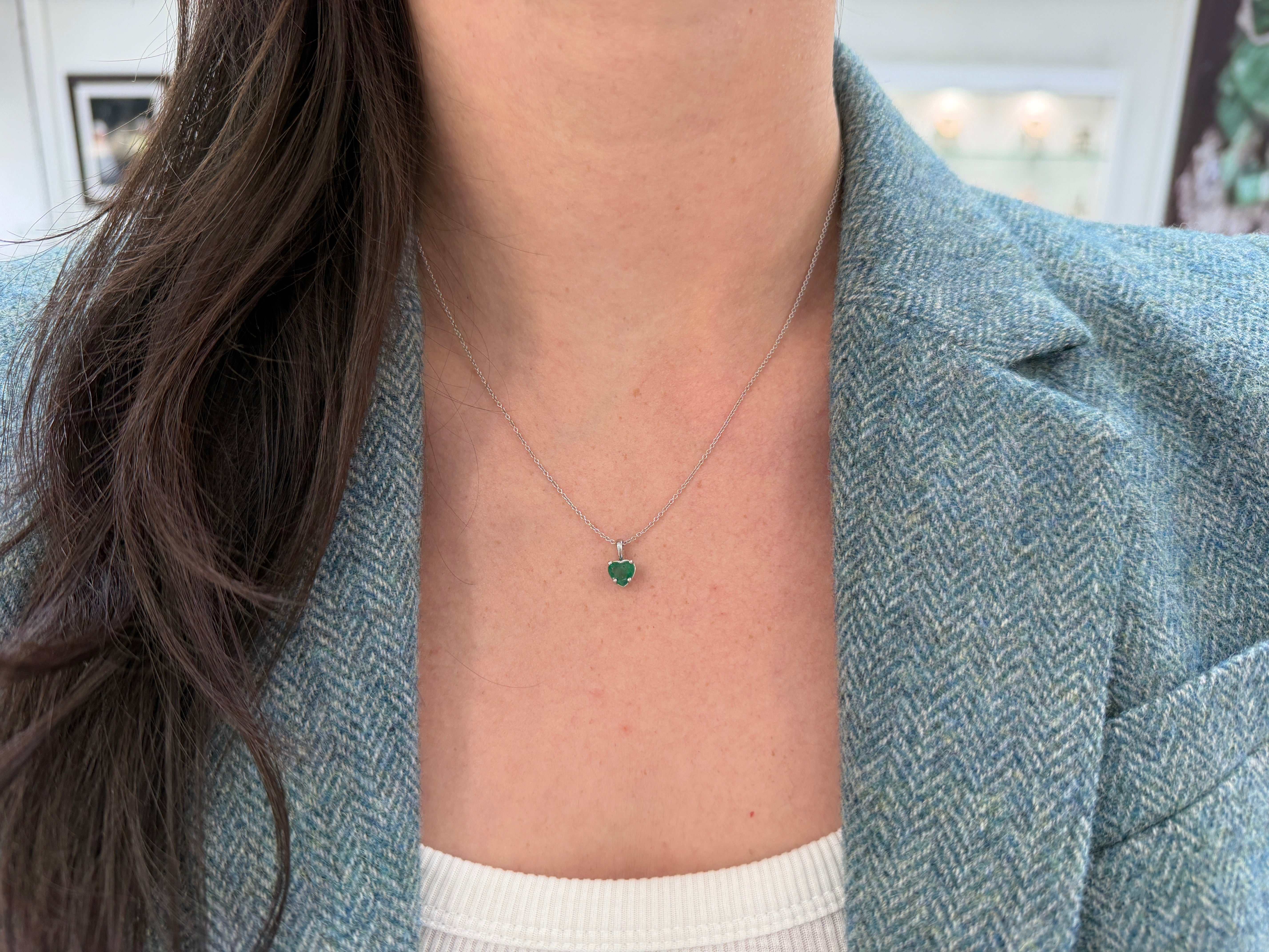 0.90 Carat Heart Cut Dark Green Colombian Emerald Pendant 14K - JR Colombian Emeralds