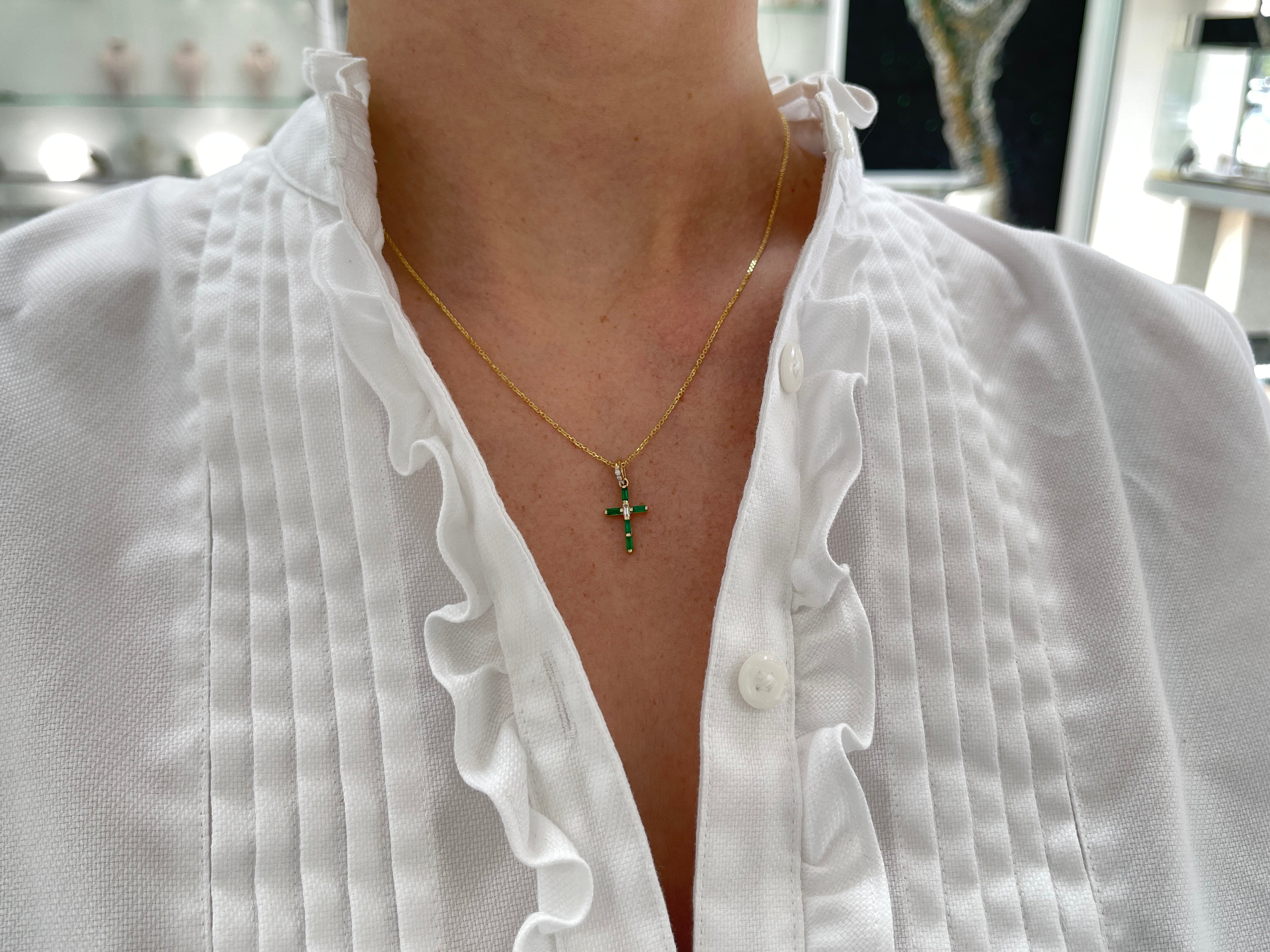 Emerald Cross Pendant with Baguette Diamond & Round Diamonds in 14K Gold – Religious Fine Jewelry