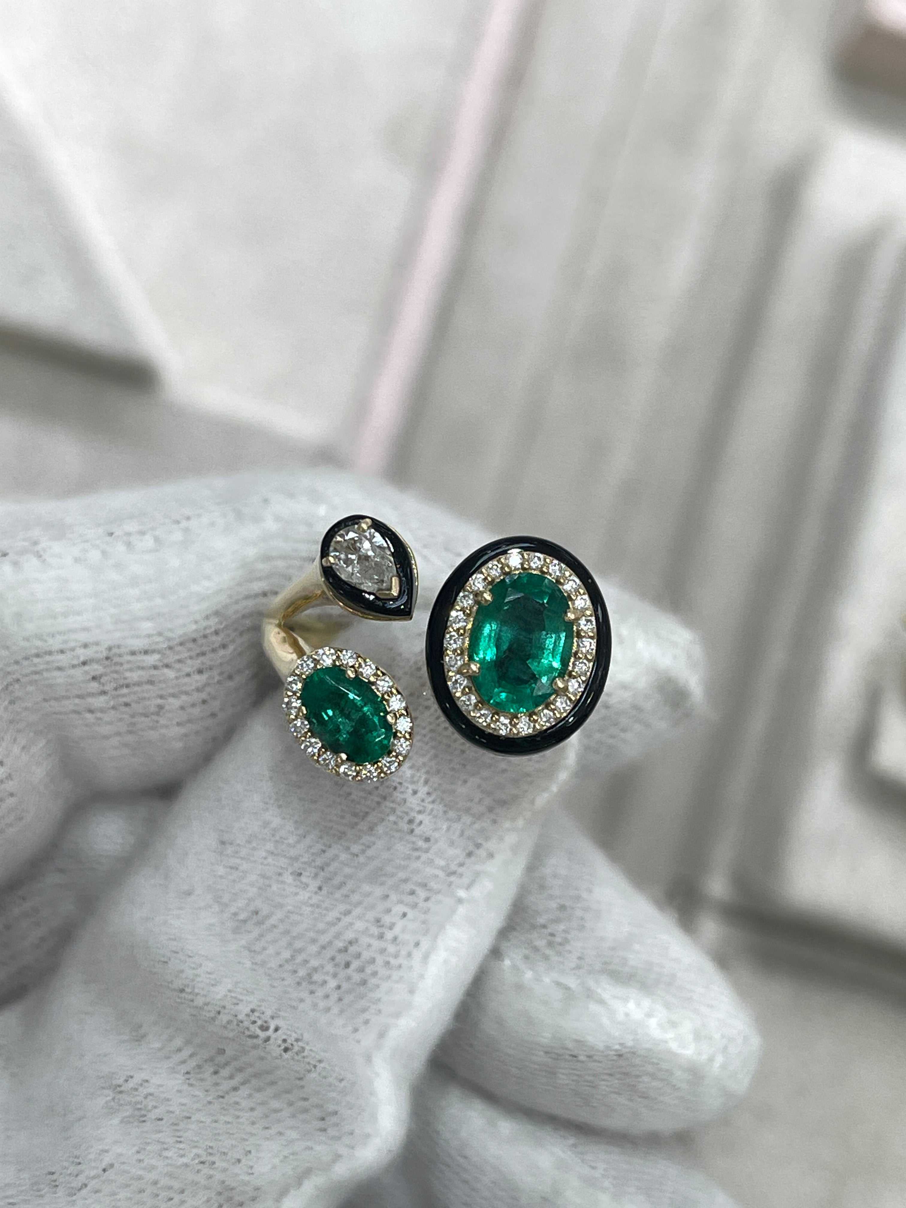 3.87tcw Oval Emerald, Diamond, and Black Onyx Cluster Statement Ring in 14K Gold - JR Colombian Emeralds