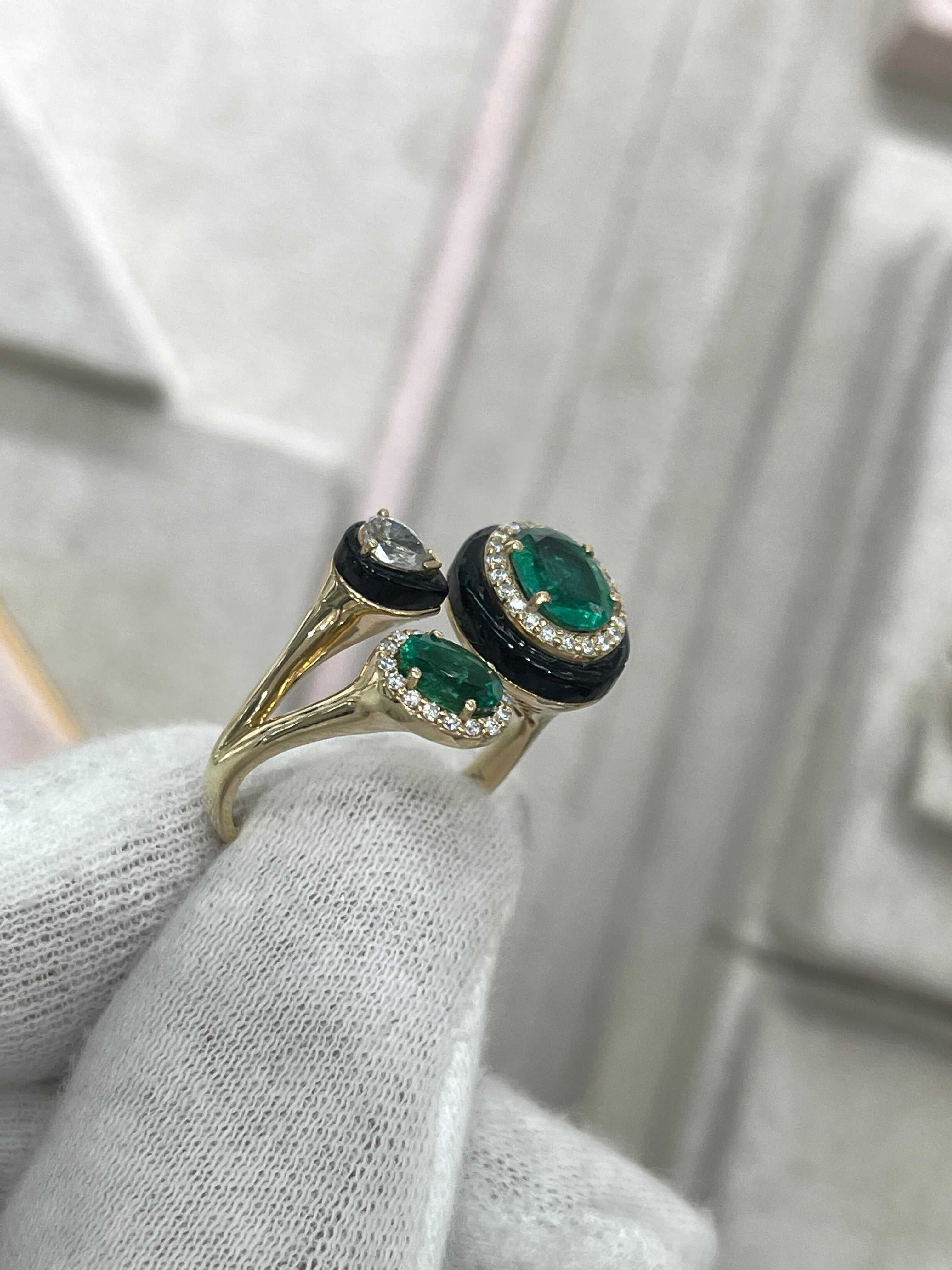 3.87tcw Oval Emerald, Diamond, and Black Onyx Cluster Statement Ring in 14K Gold - JR Colombian Emeralds
