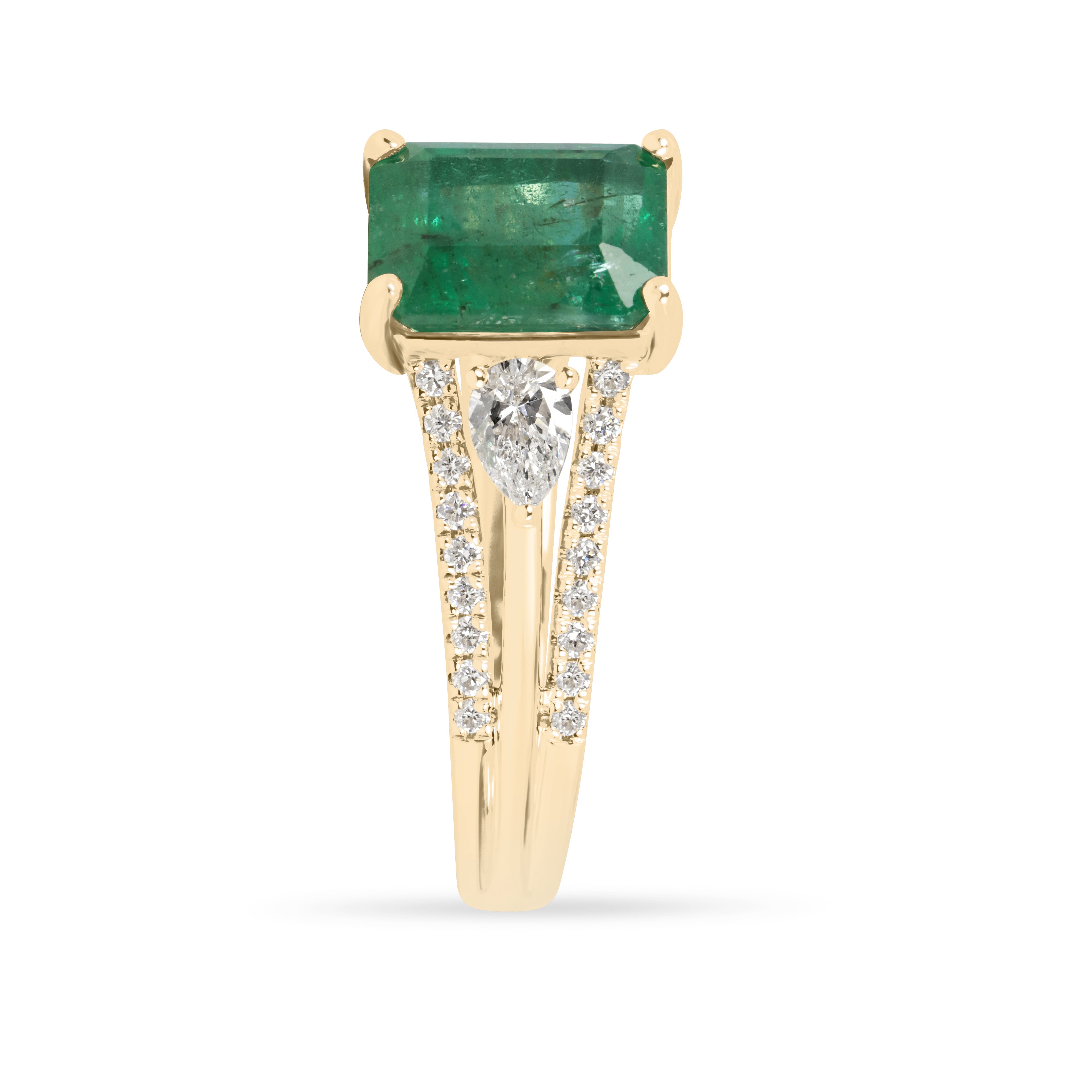 3.60tcw 14K Natural Emerald & Split Shank LAB Diamond Ring