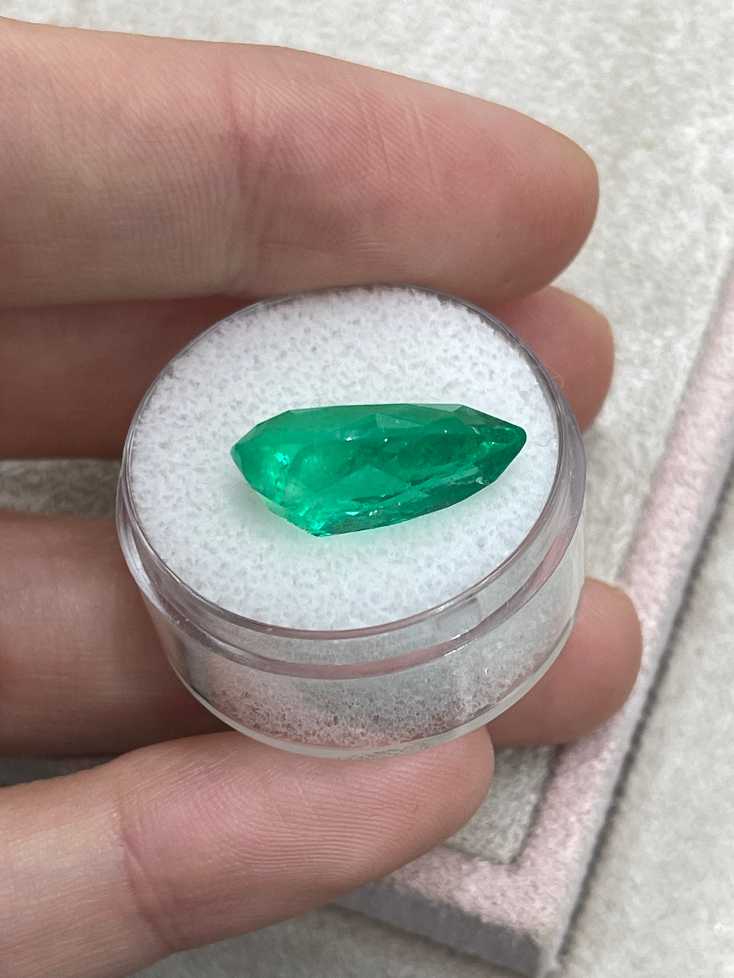 9.10 Carat 18x12 Yellowish Green Loose Teardrop Natural Colombian Emerald