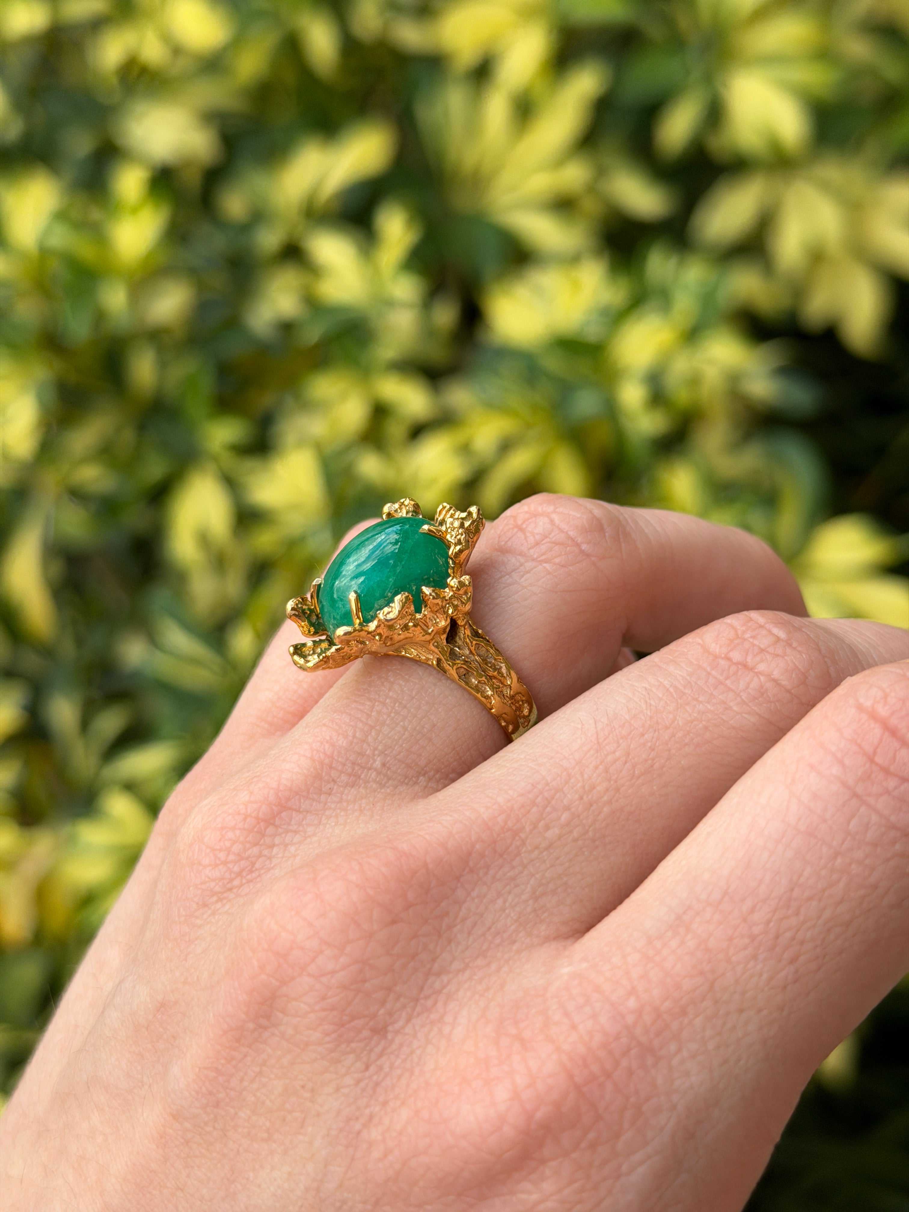 12.87ct 18K Natural Cabochon Cut Oval Emerald Solitaire Nugget Gold Ring