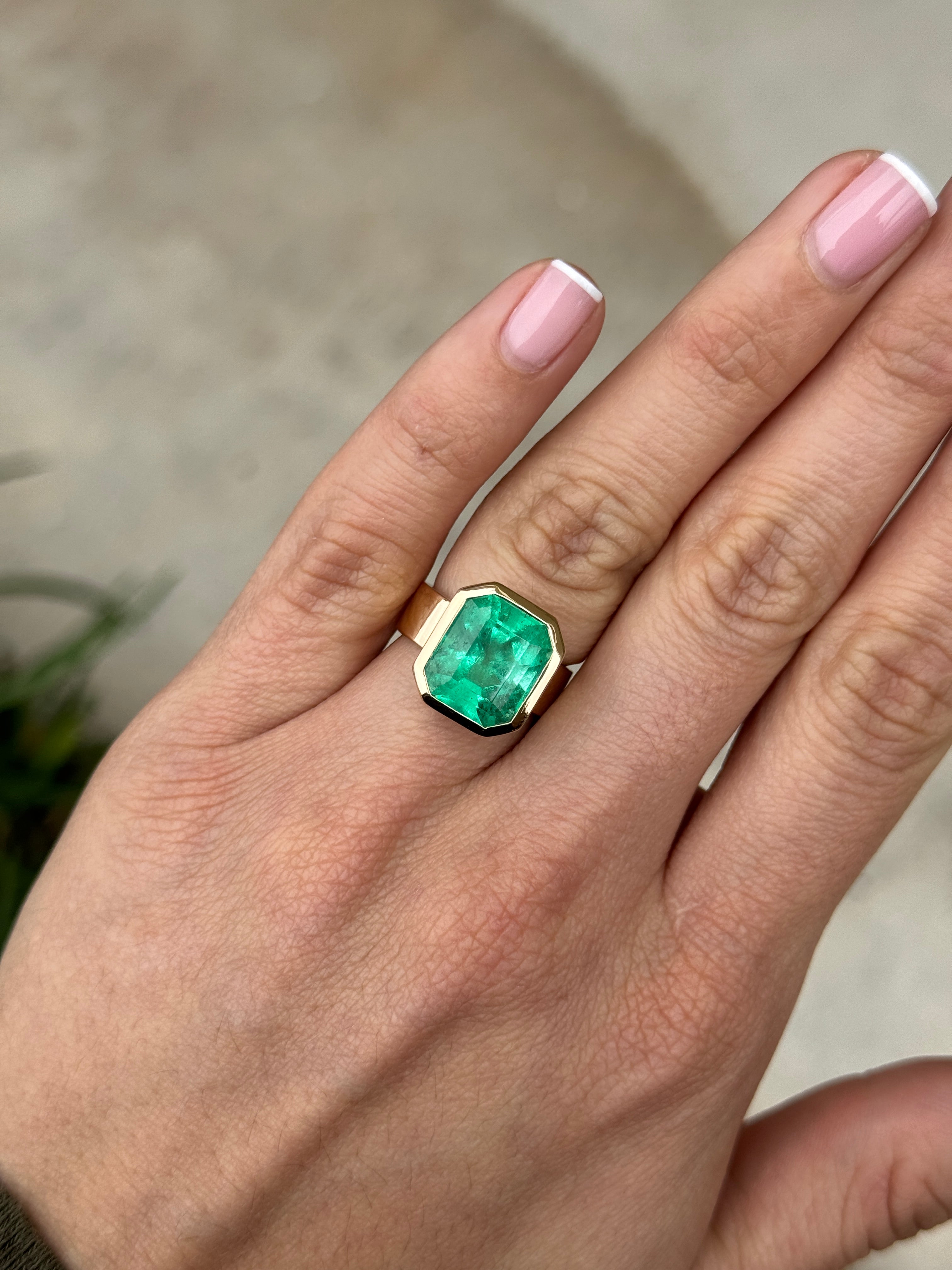 8.15 Carat Ultra Bright Colombian Emerald Solitaire Ring Emerald Cut Bezel Set 18K Gold 6.3mm Wide