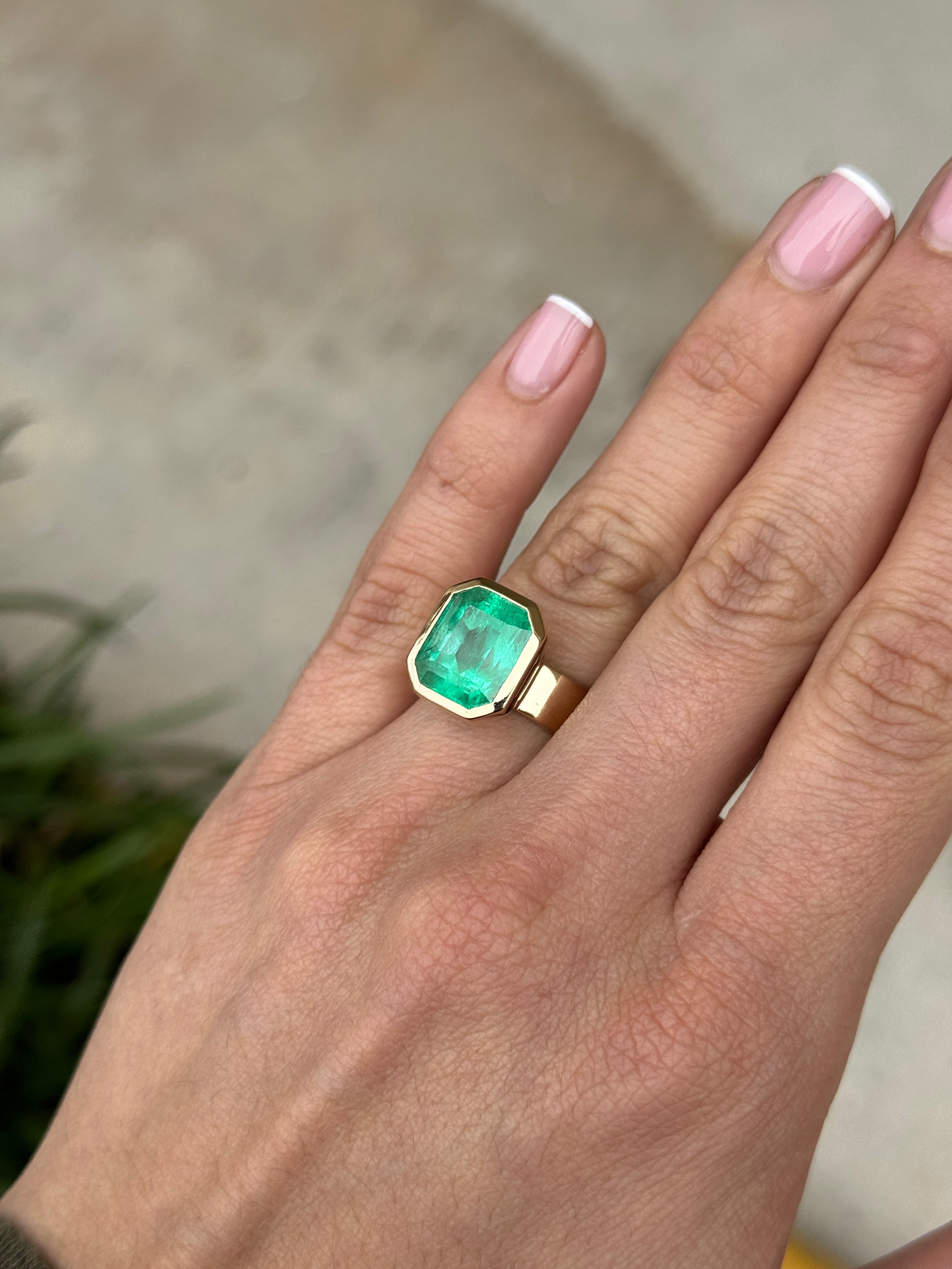 8.15 Carat Ultra Bright Colombian Emerald Solitaire Ring Emerald Cut Bezel Set 18K Gold 6.3mm Wide