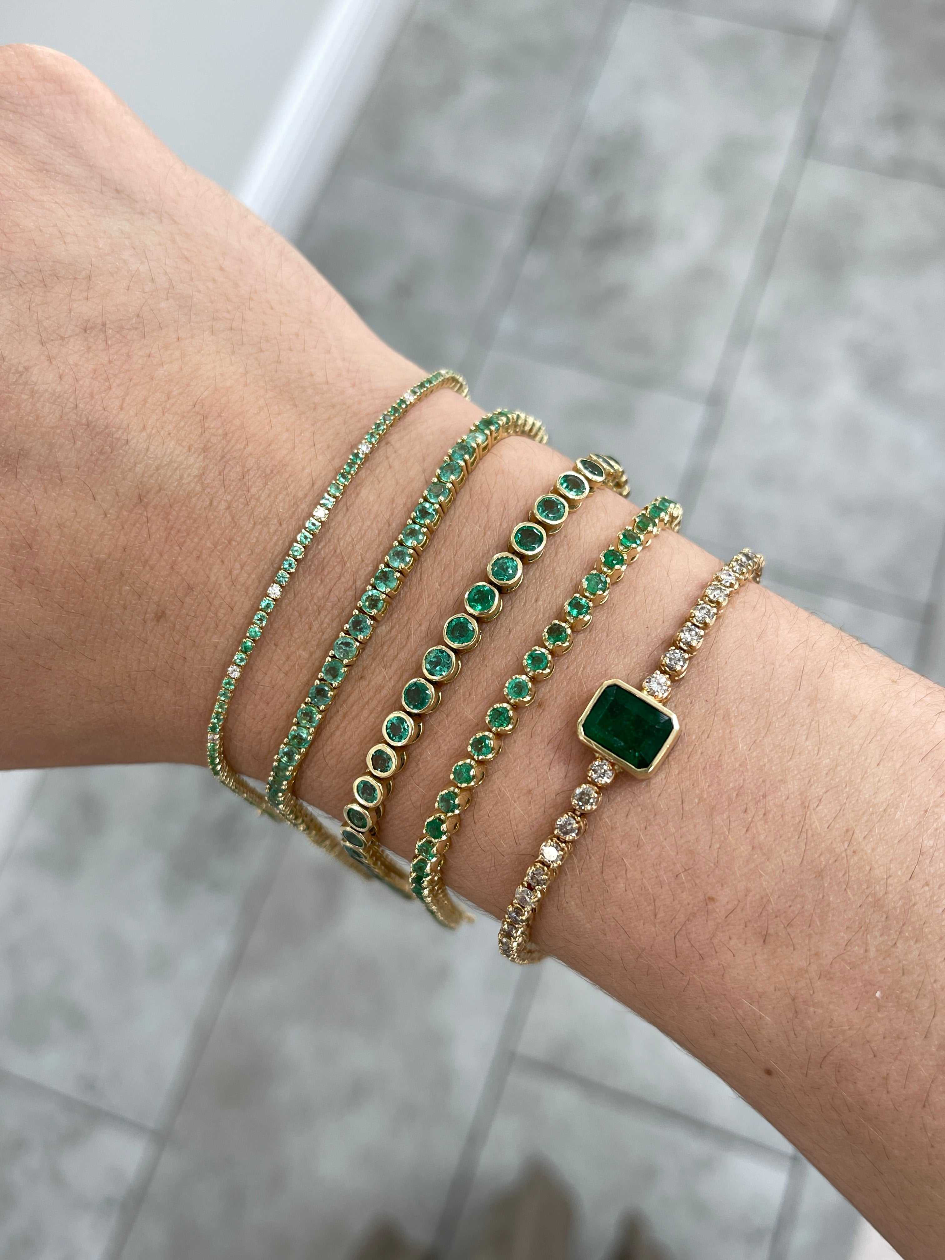 4.76tcw Light Green Classic Natural Round Emerald 7 In Tennis Bracelet 14K