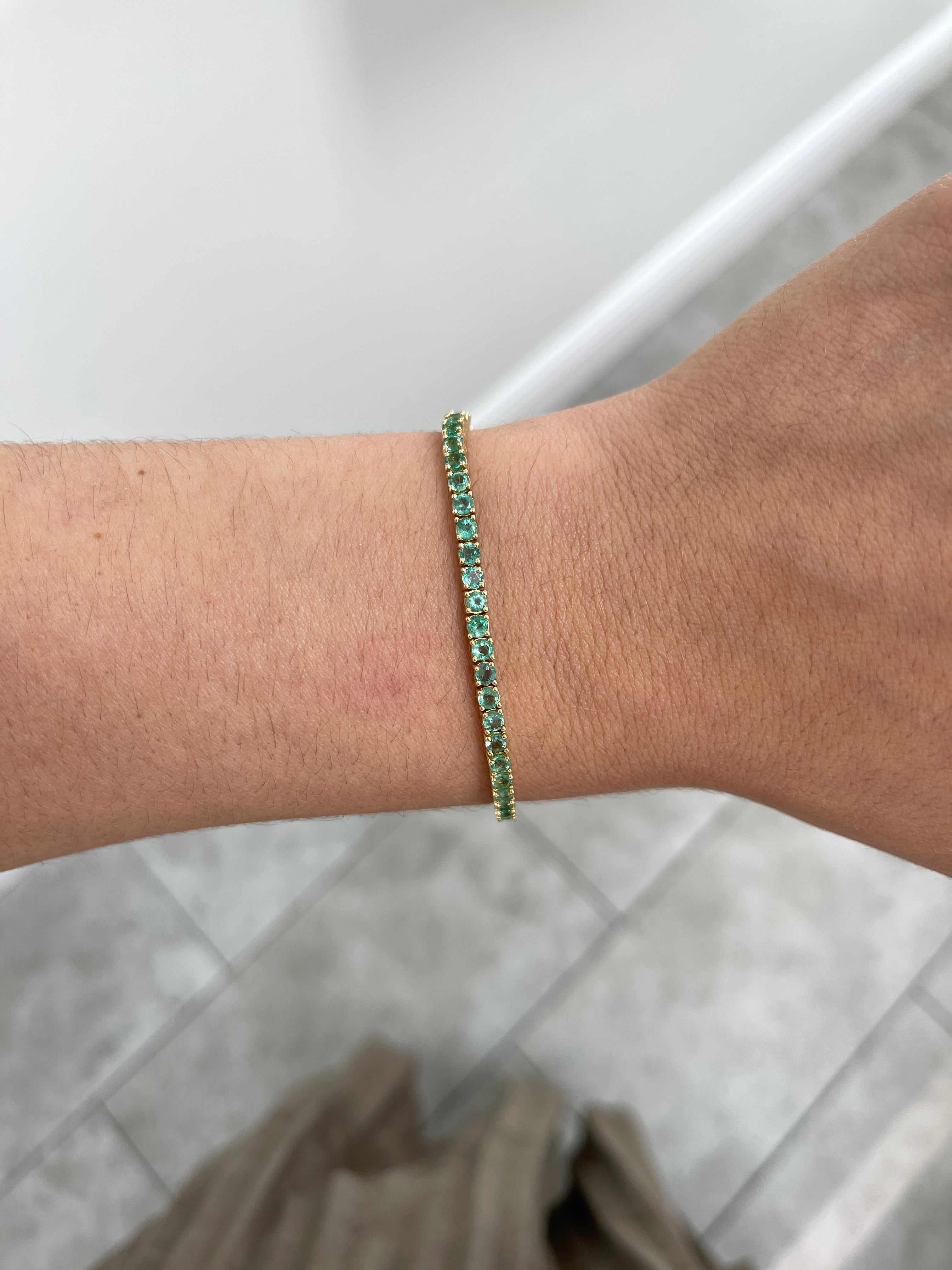 4.76tcw Light Green Classic Natural Round Emerald 7 In Tennis Bracelet 14K