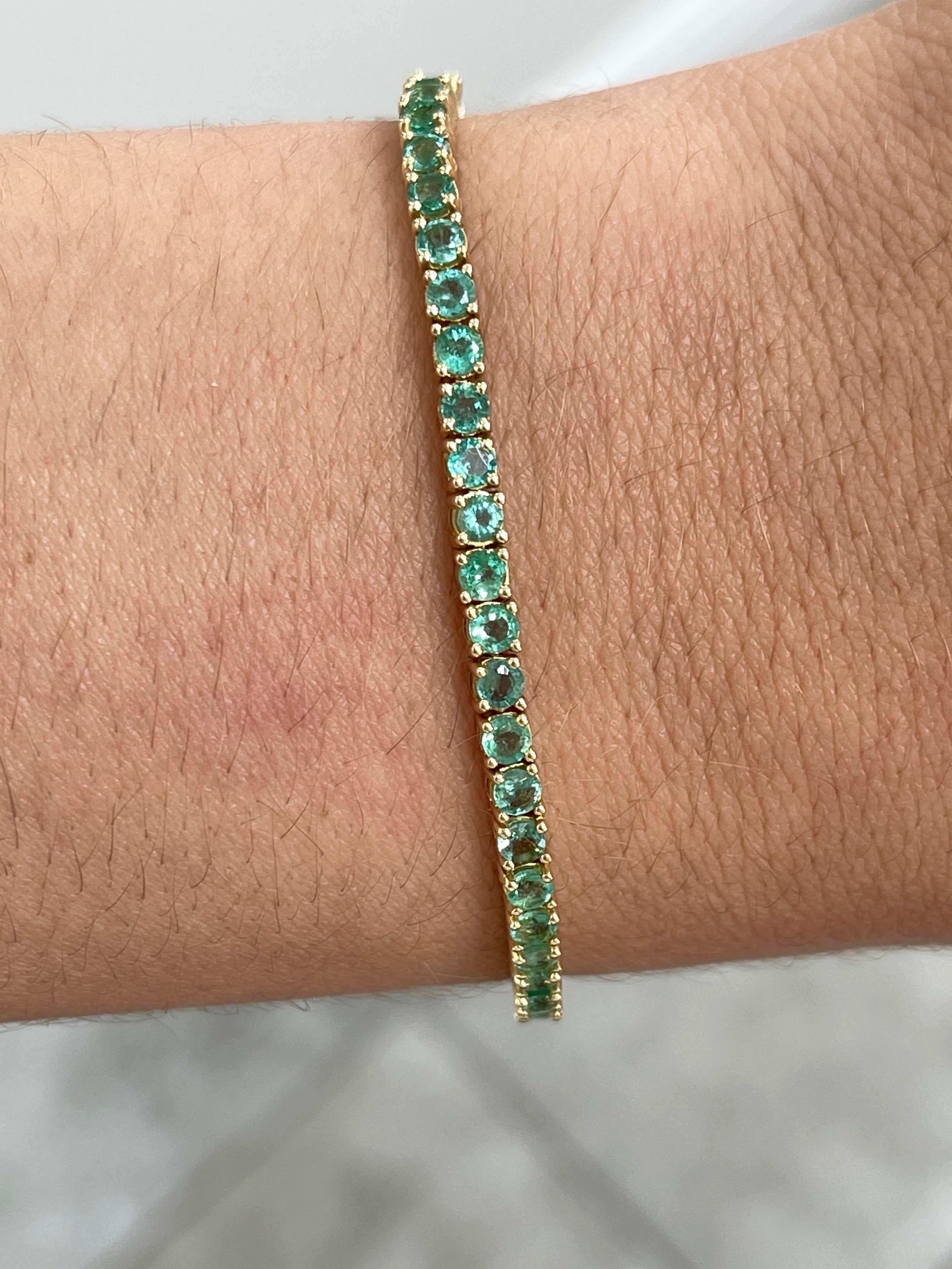 4.76tcw Light Green Classic Natural Round Emerald 7 In Tennis Bracelet 14K