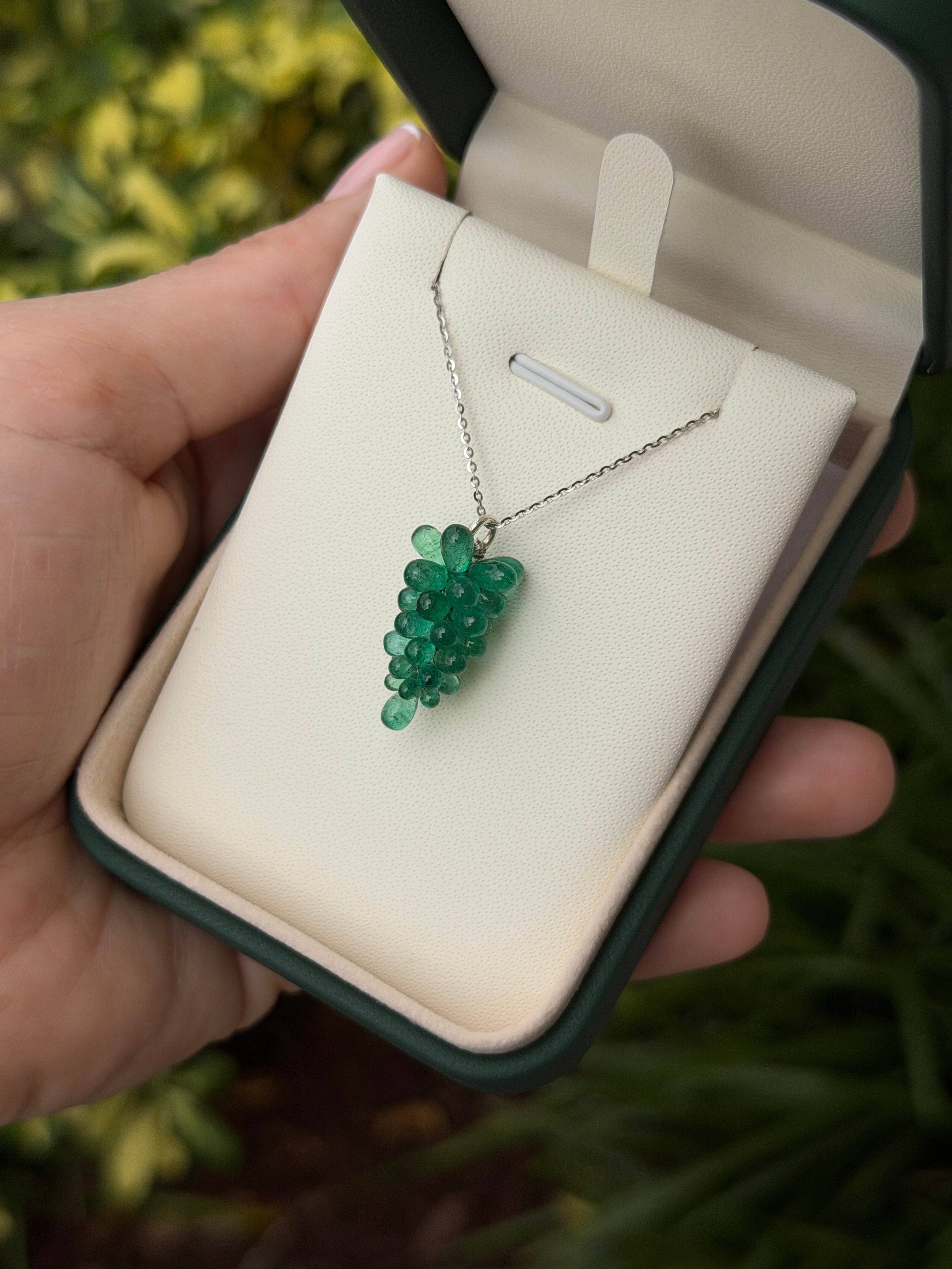 13tcw Emerald Grape Bunch 14K White Gold Necklace