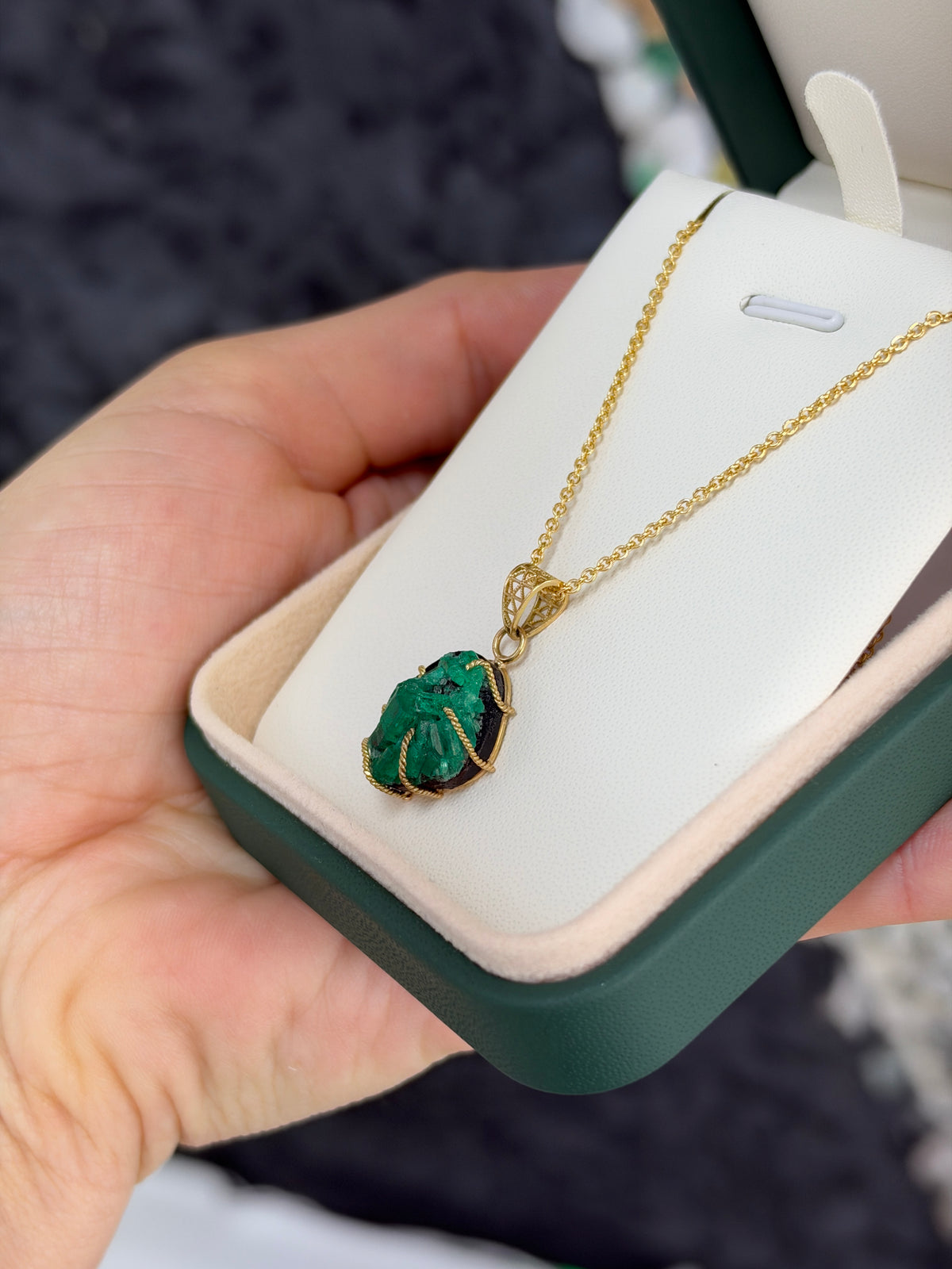 9.30ct 18K JR Colombian Emeralds natural rough single-terminated Colombian emerald necklace pendant