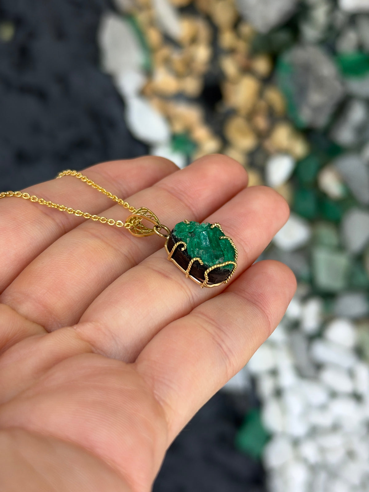 9.30ct 18K natural rough single-terminated Colombian emerald necklace by JR Colombian Emeralds
