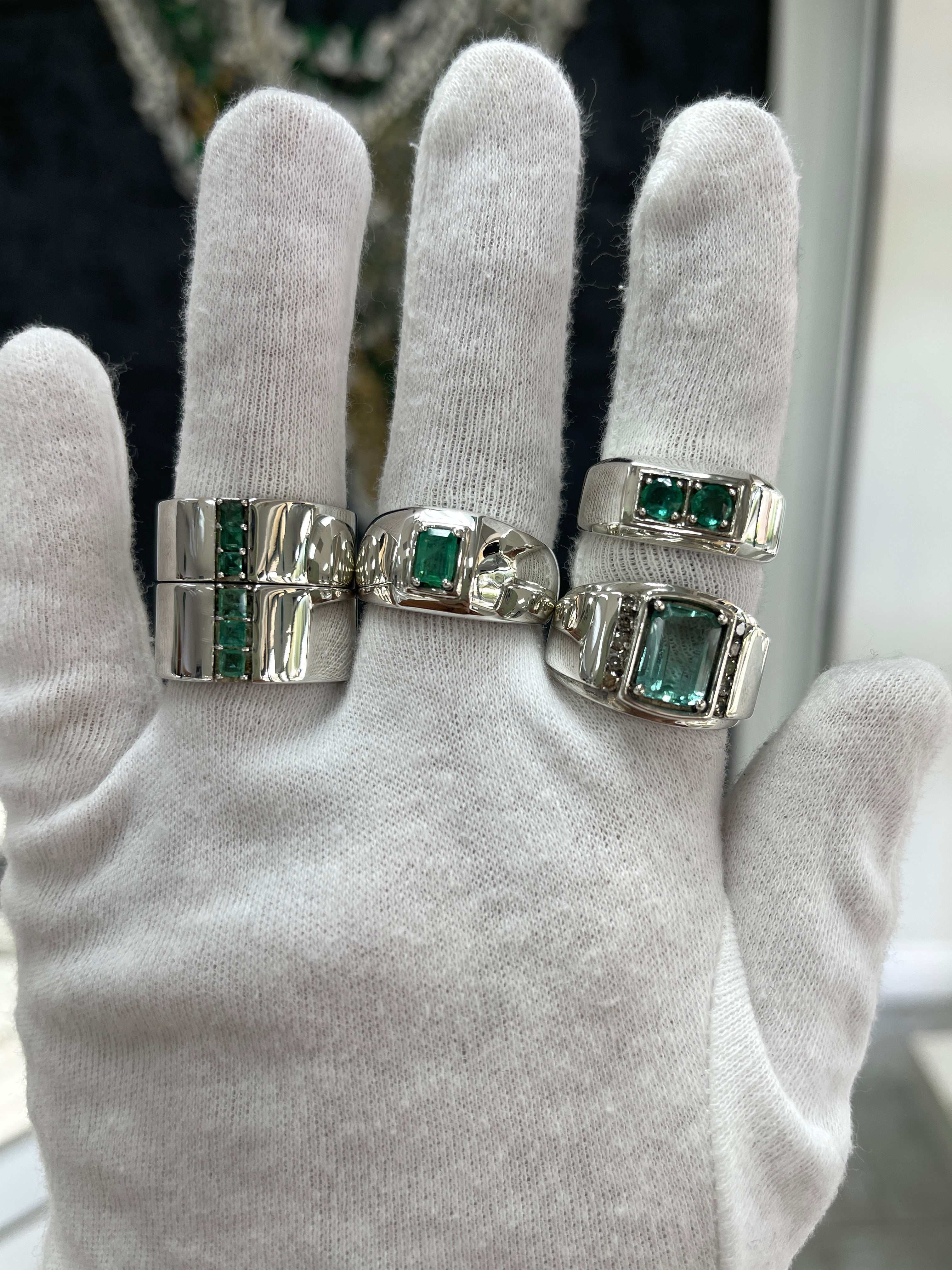 Natural Emerald Mens Ring In Sterling Silver