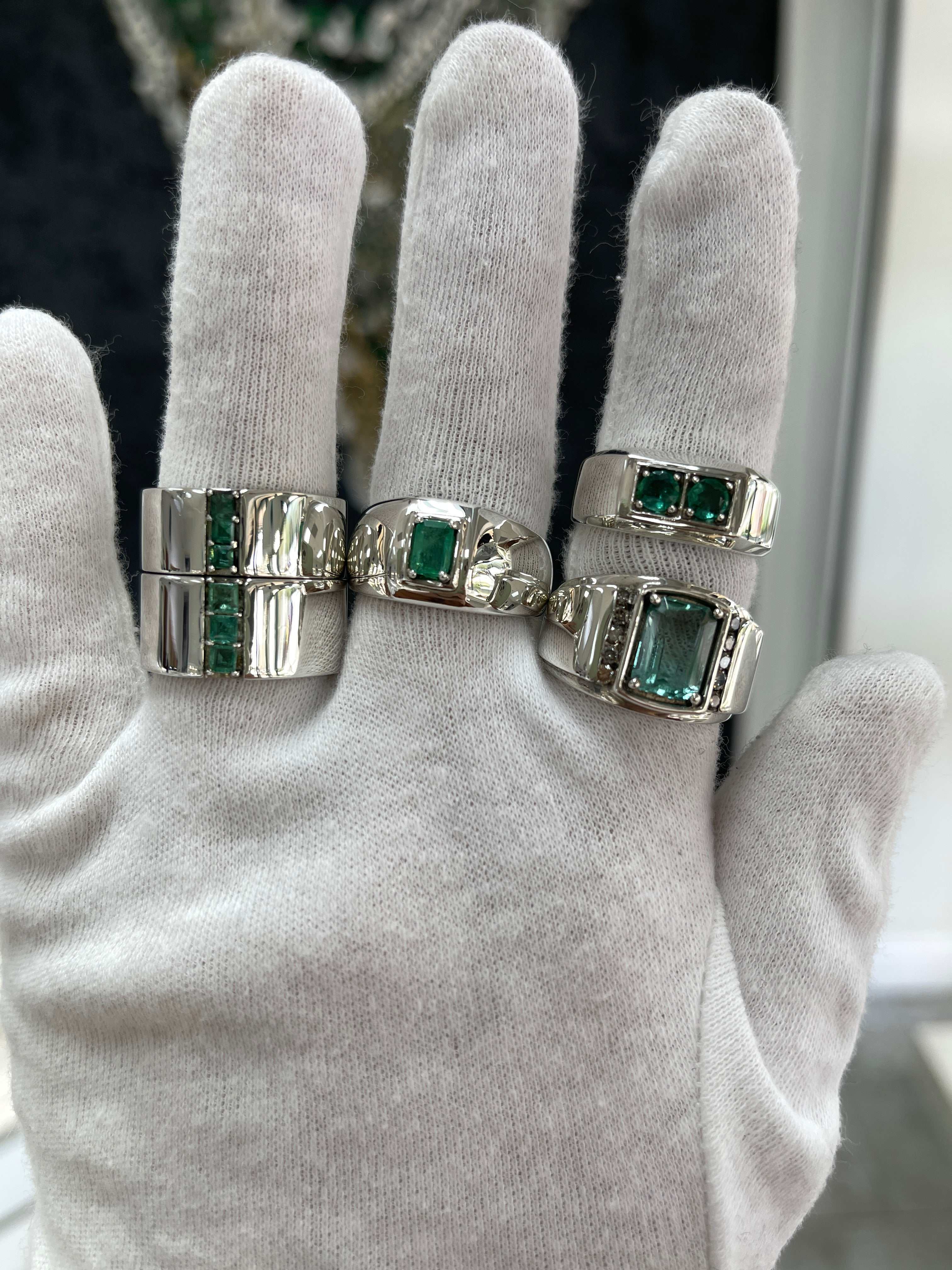 Natural Emerald Mens Ring In Sterling Silver