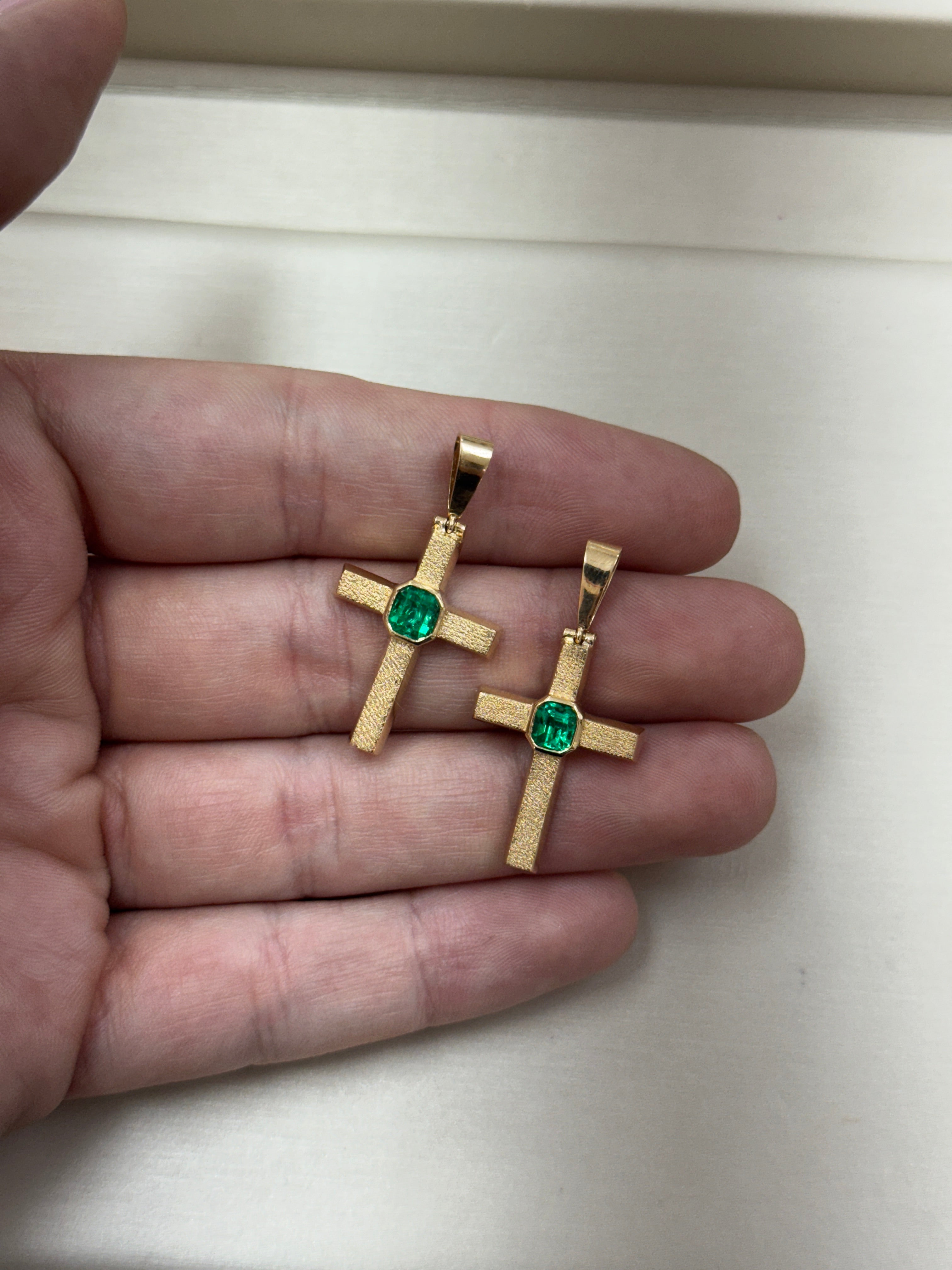 0.60ct AAA+ Bezel Set Muzo Colombian Emerald 18K Cross