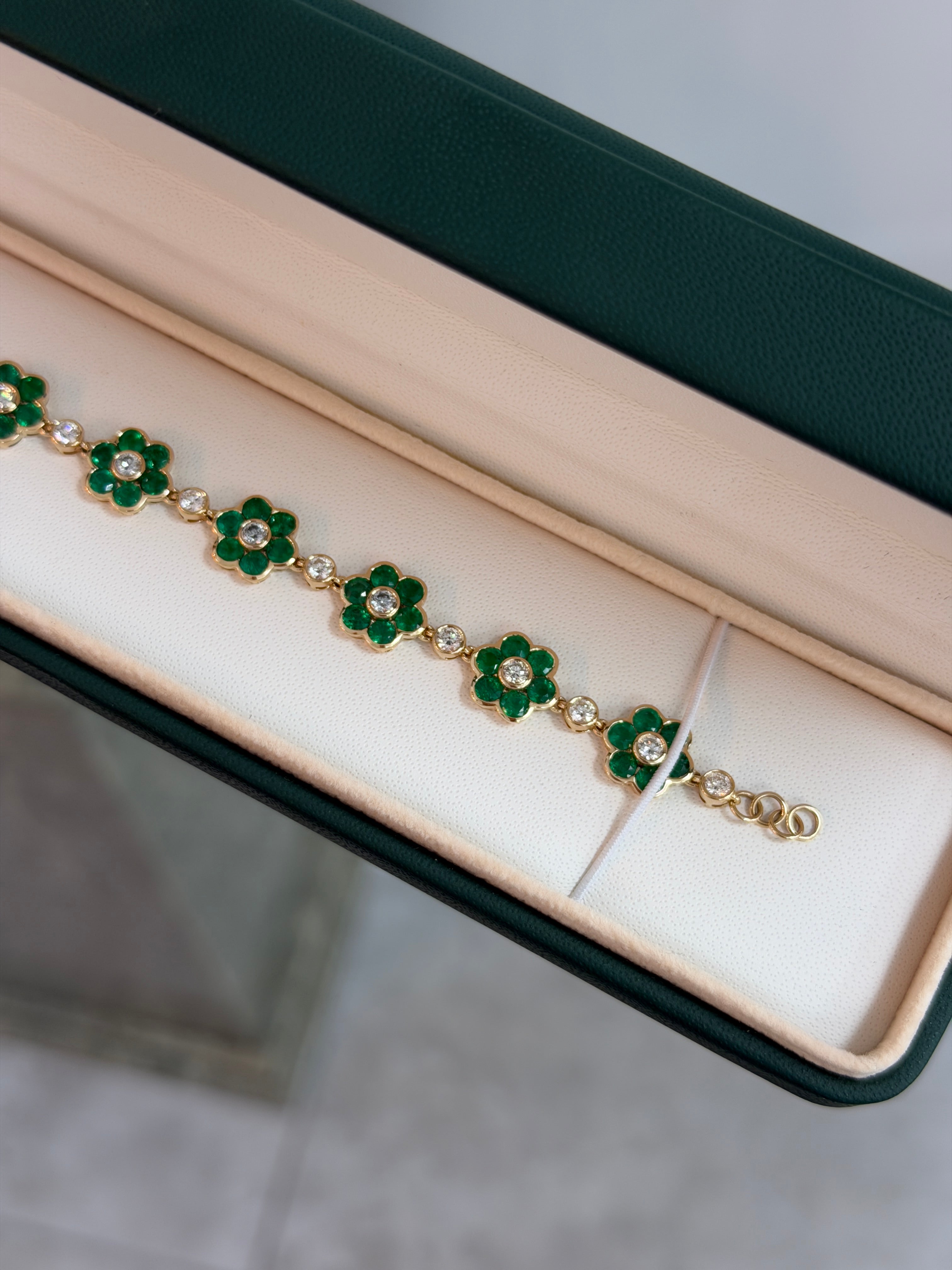 10.03tcw 14K Floral Natural Vivid Green Emerald & Diamond Bracelet 7"