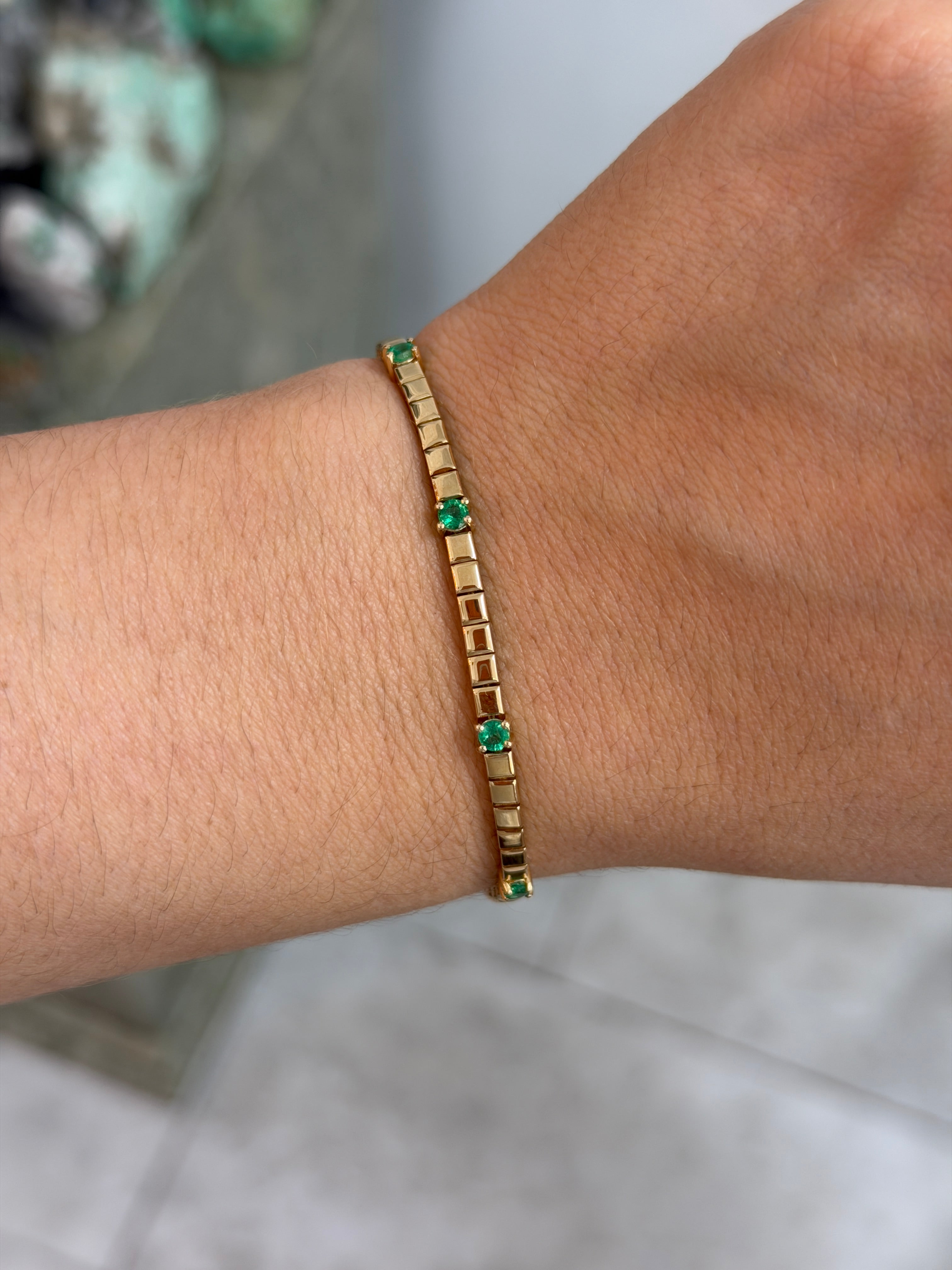 0.82tcw 14K Natural Medium Green Emerald Gold Bracelet 6.5"