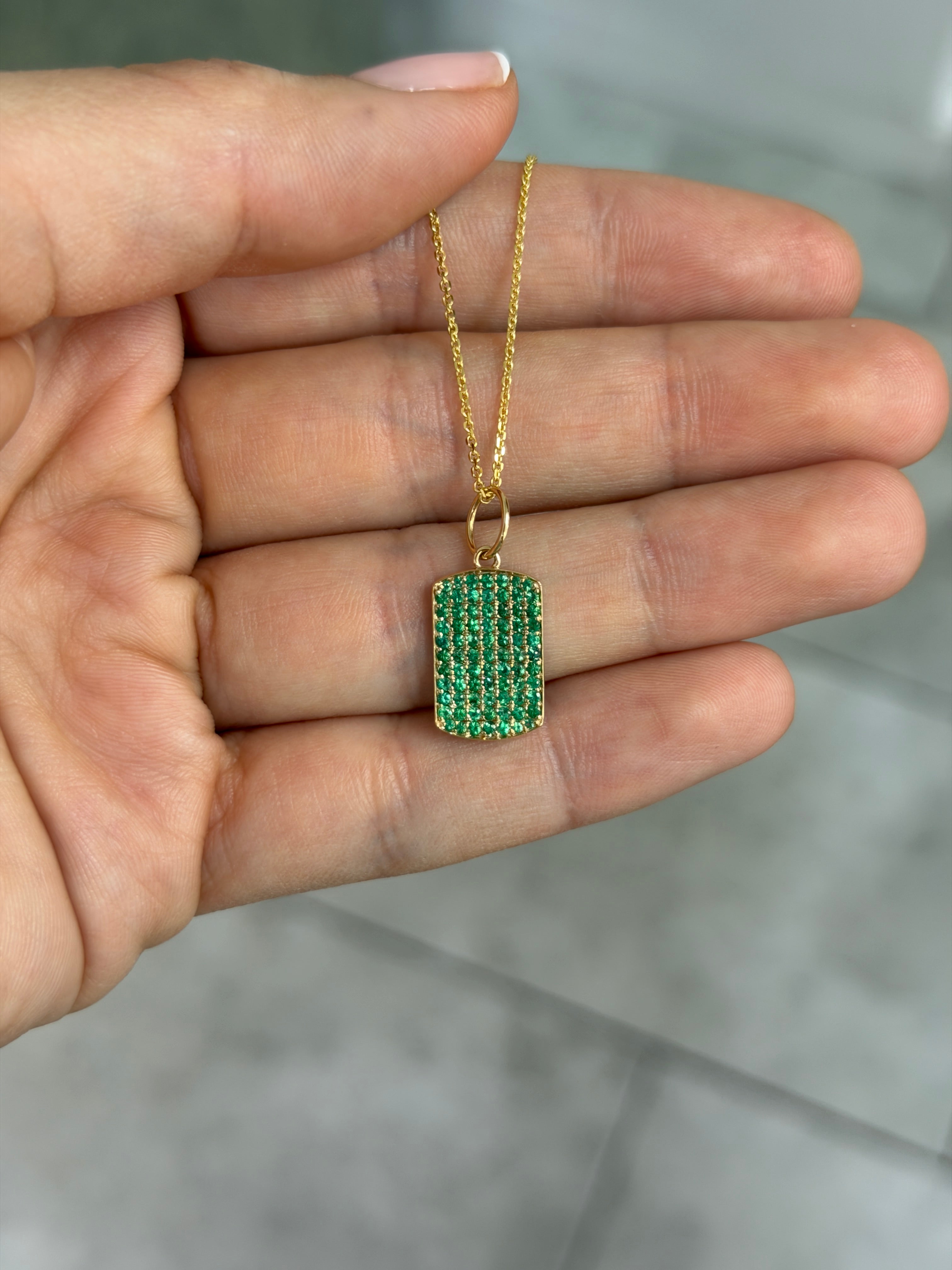 0.77tcw 14K Natural Vivid Green Emerald Plaque Charm Pendant Necklace