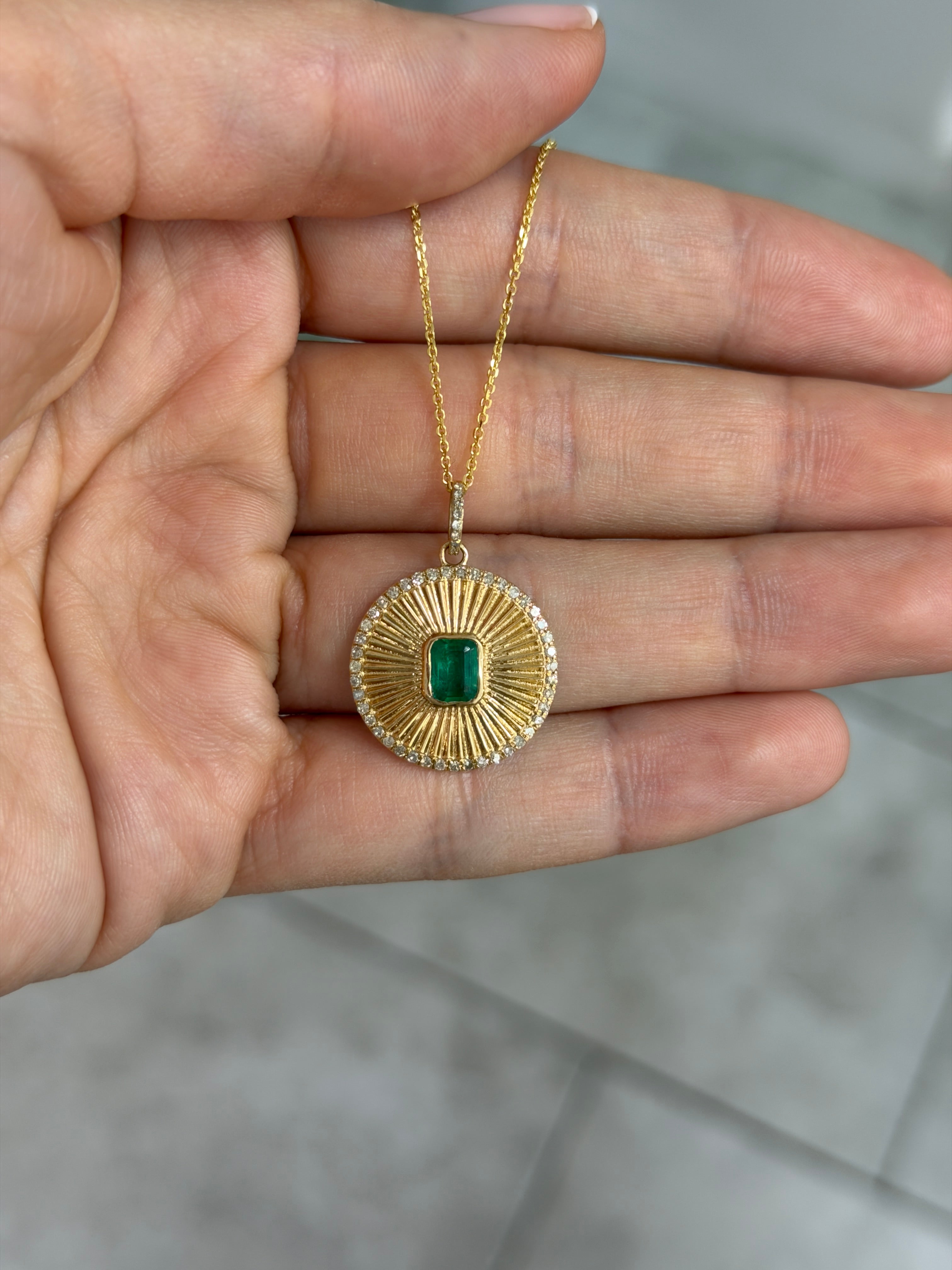 1.29tcw 14K Natural Emerald Cut Emerald & Diamond Halo Medallion Charm Pendant Necklace