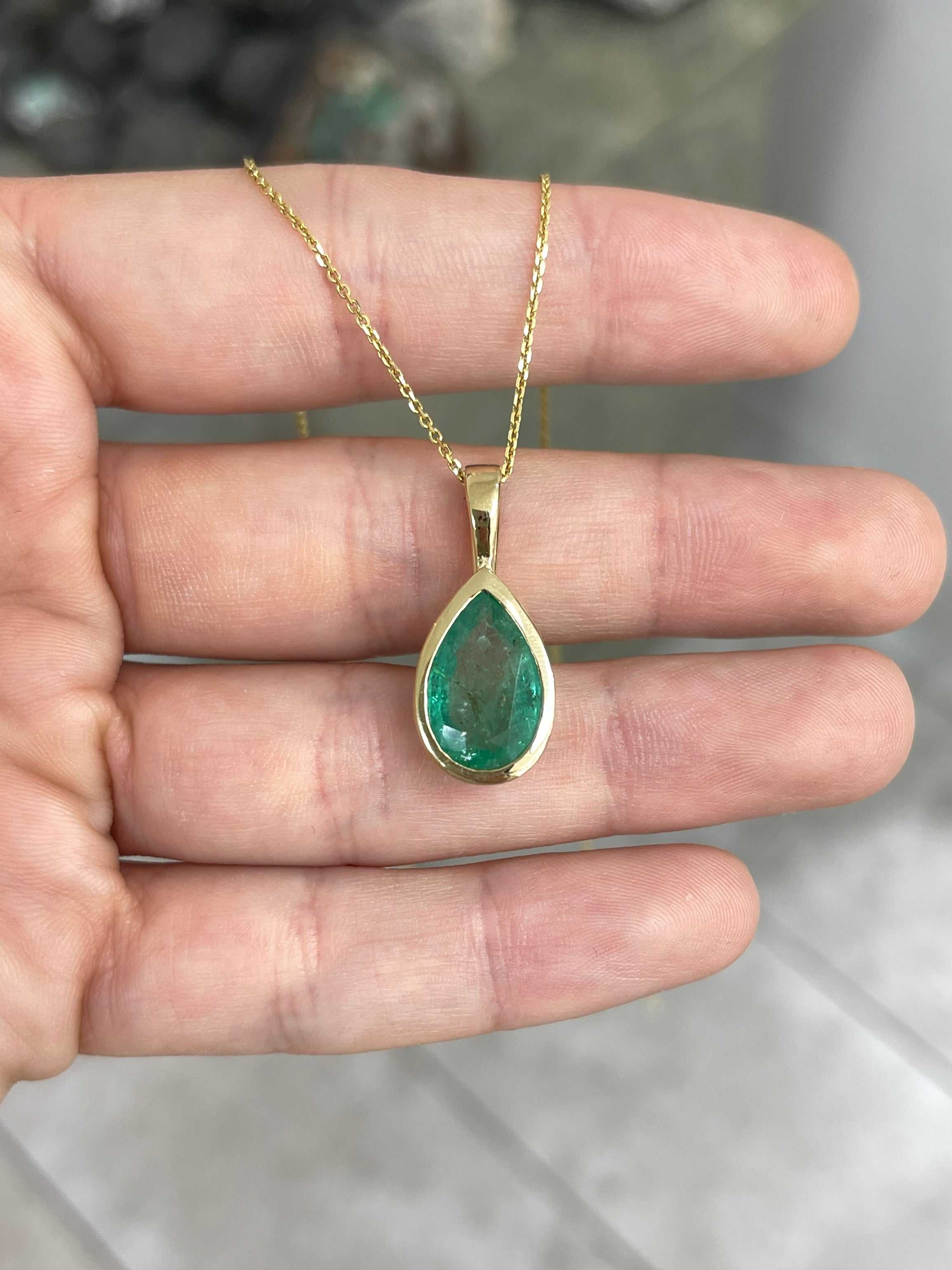 4.90 Carat Colombian Emerald Bezel Set Necklace 14K - JR Colombian Emeralds