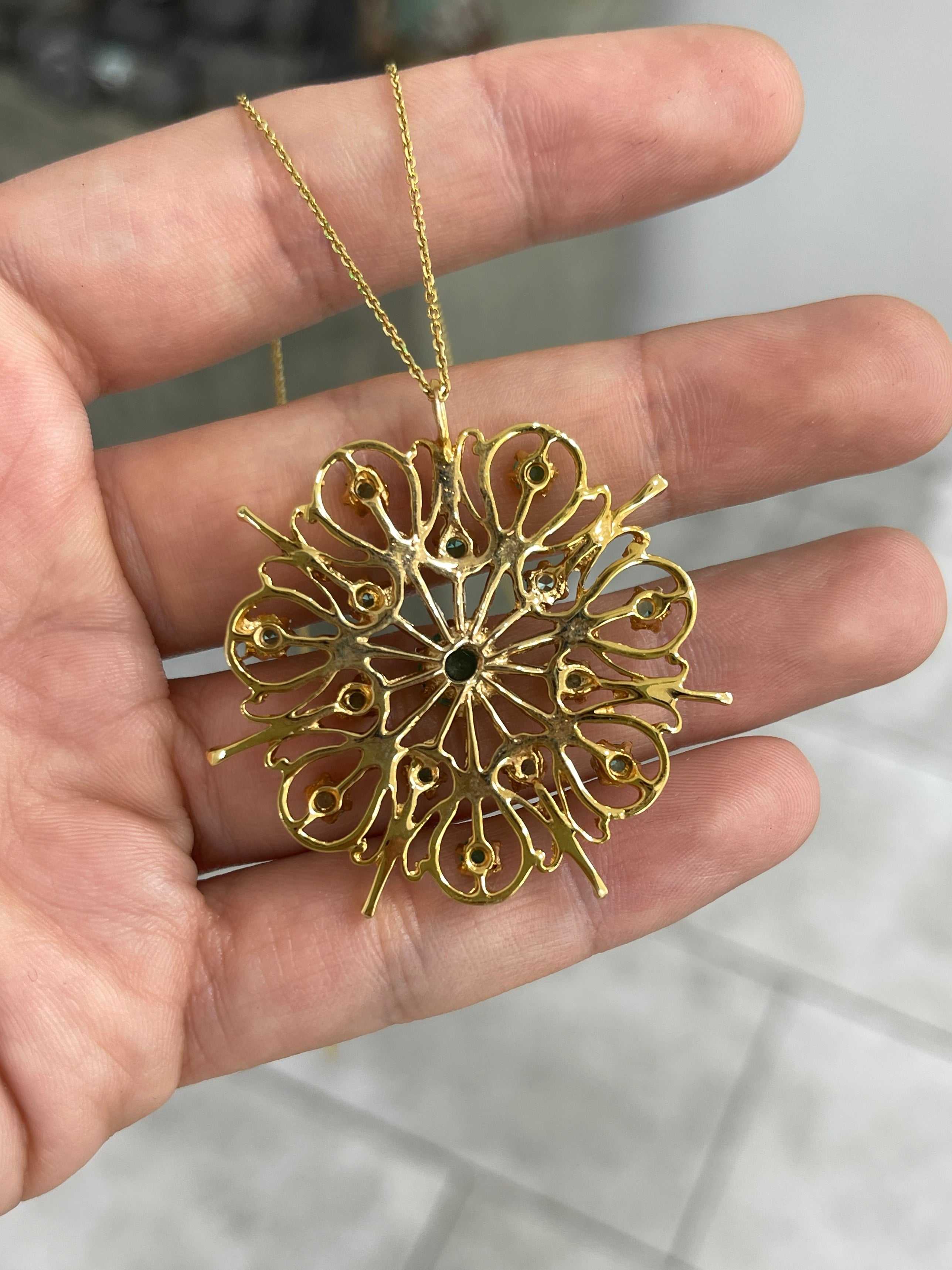 2.91tcw Vintage Emerald Starburst Medallion Necklace 14K 1.80 Inches x 1.80 Inches - JR Colombian Emeralds