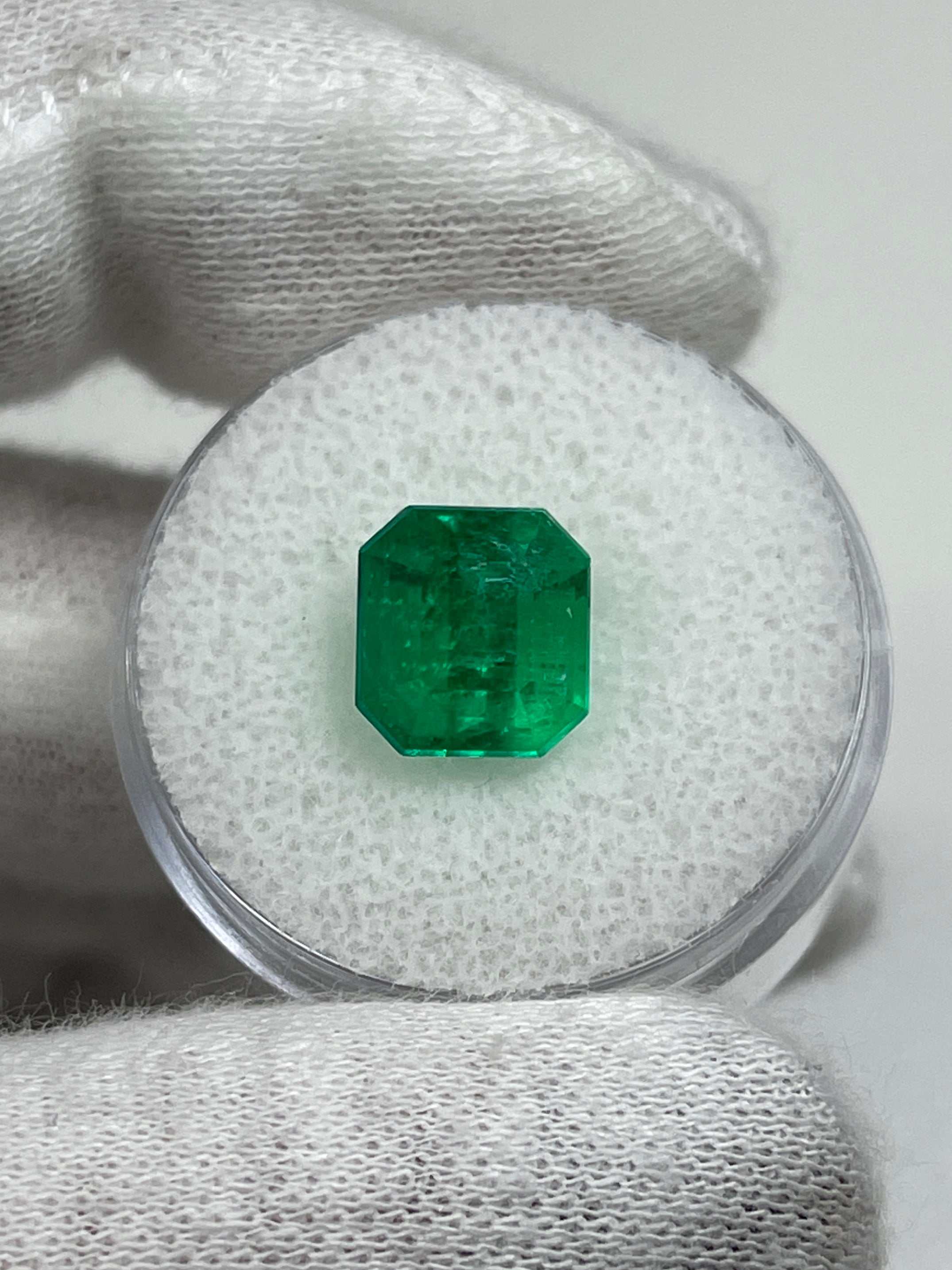 3.90 Carat AAA Vivid Muzo Natural Loose Colombian Emerald-Emerald Cut - JR Colombian Emeralds