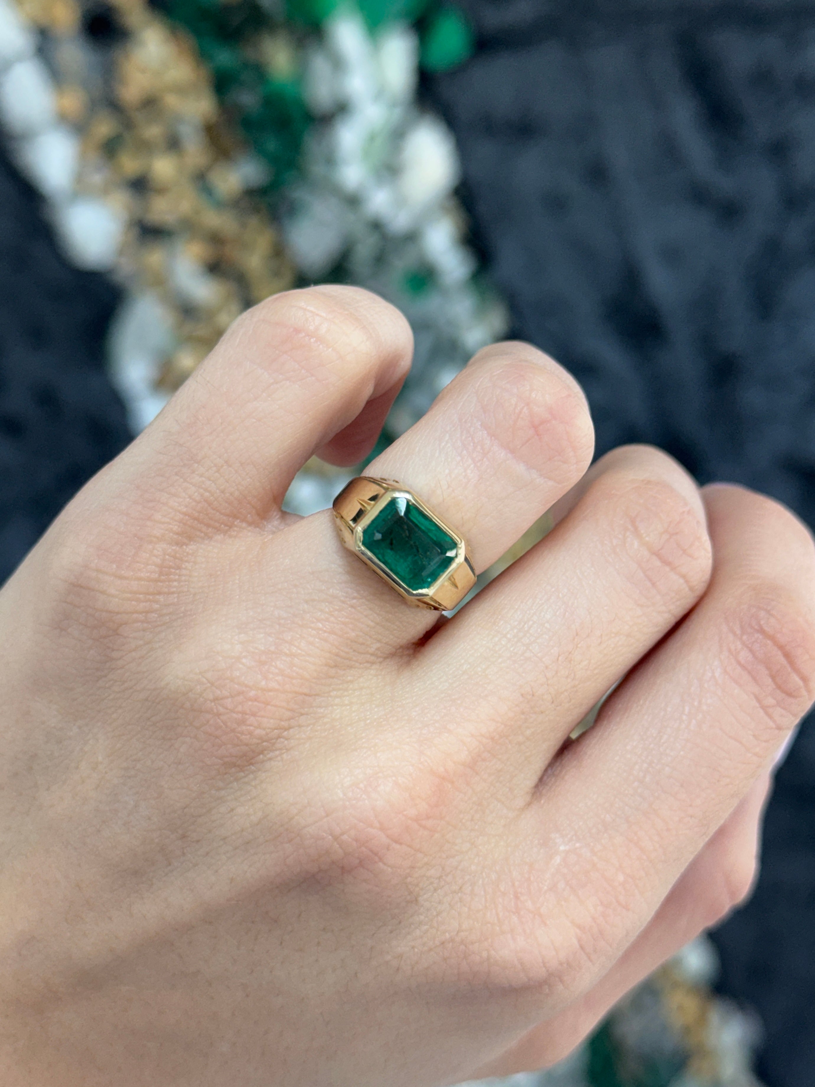 3.14ct 14K Mens East to West Natural Emerald Bezel Ring