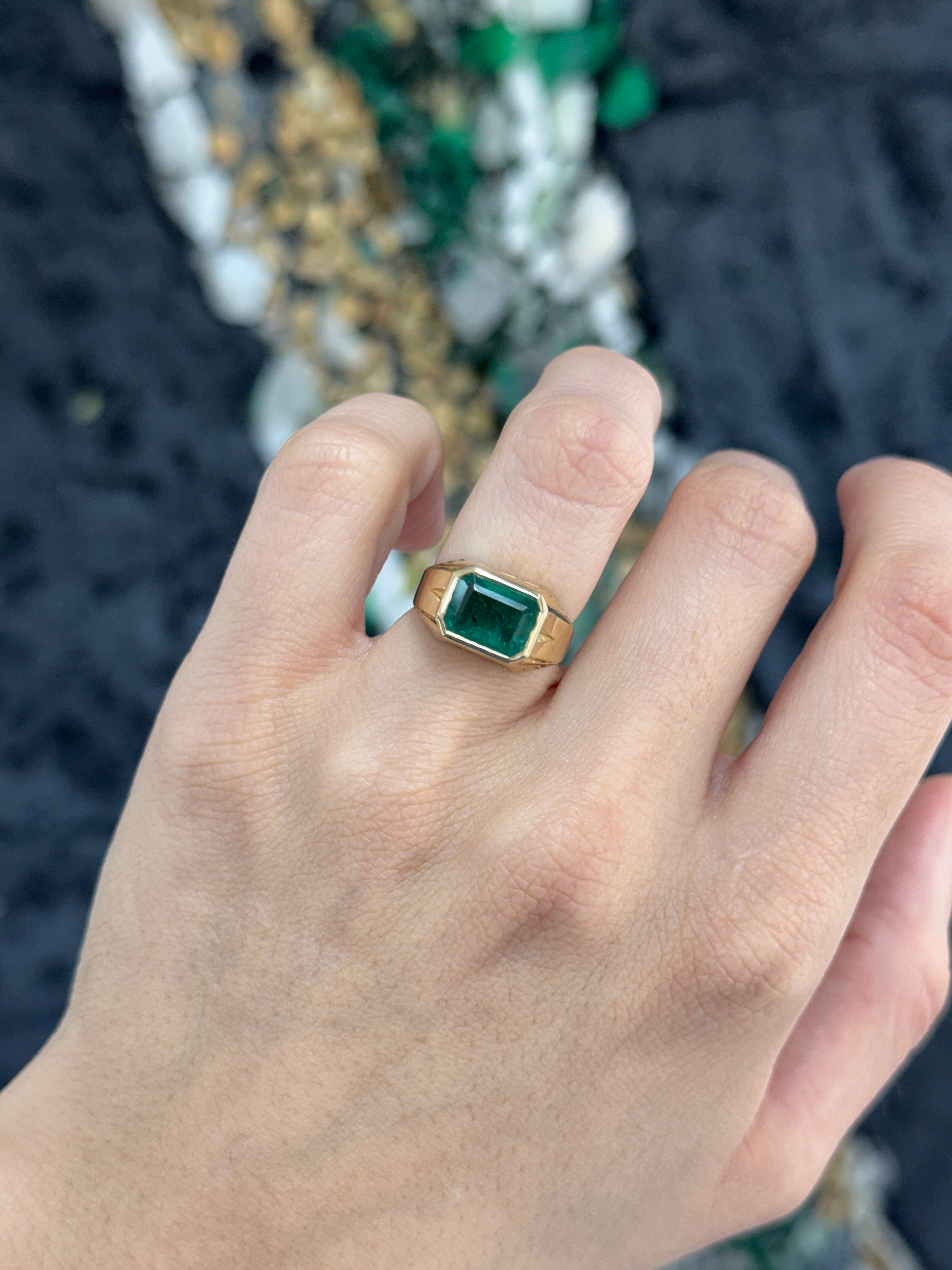 3.14ct 14K Mens East to West Natural Emerald Bezel Ring