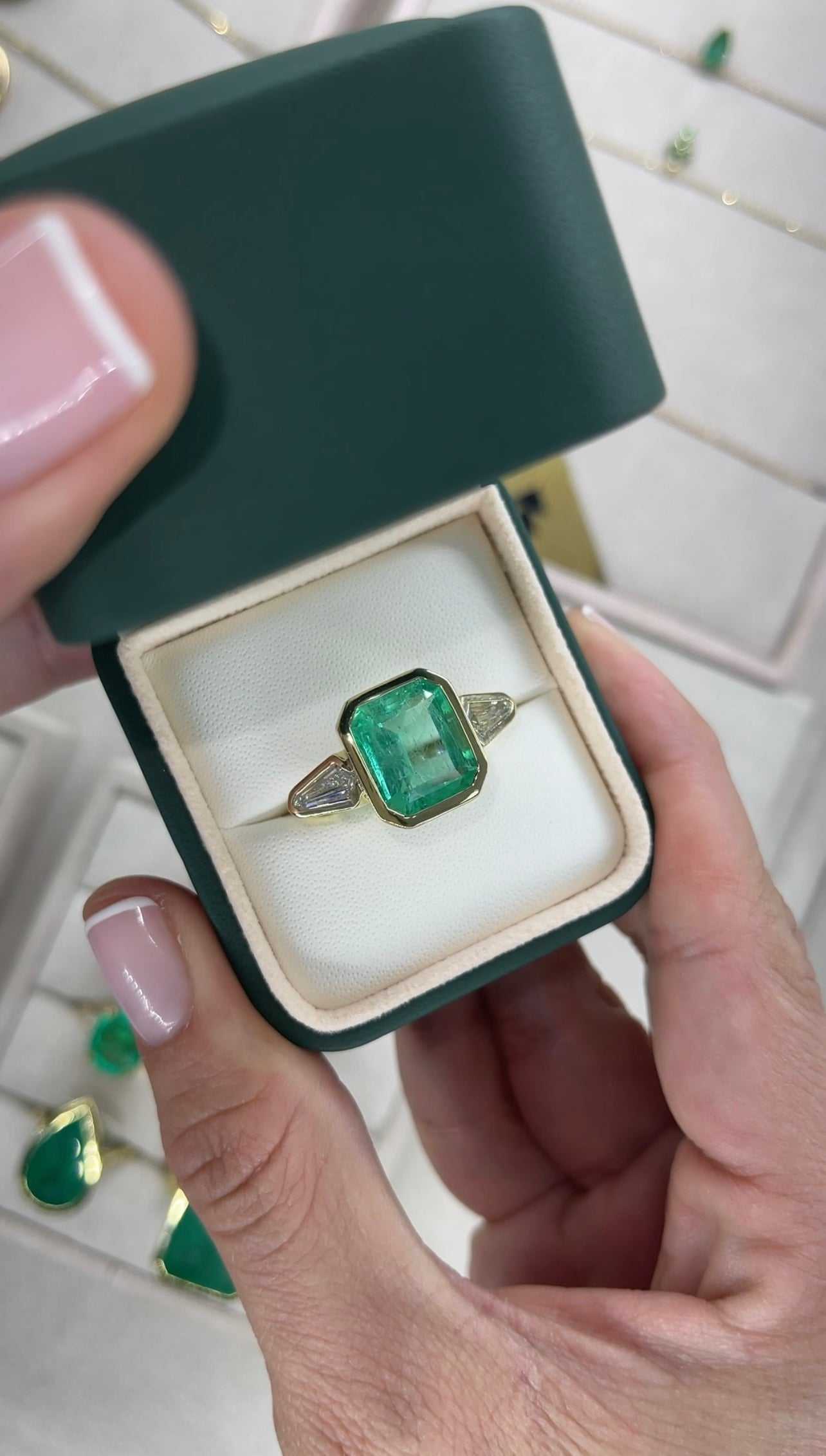 7.49tcw Colombian Emerald & Kite Diamond Three Stone Ring 18K Gold Bezel Set - JR Colombian Emeralds