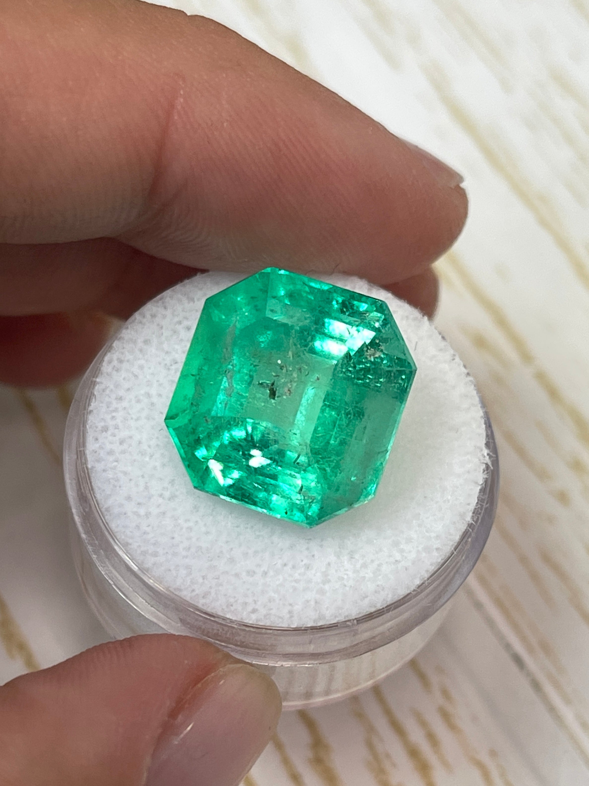 Loose Colombian Asscher Cut Gem - 16.09 Carats, Yellowish Green Hue, 15.4x14.8 Size
