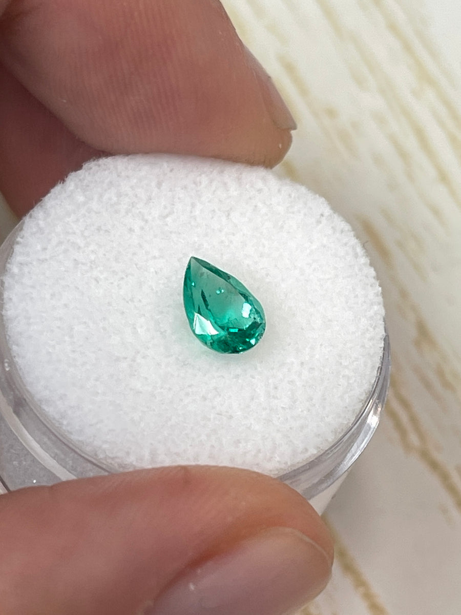 0.90 Carat Pear Cut Colombian Emerald - Premium Loose Stone