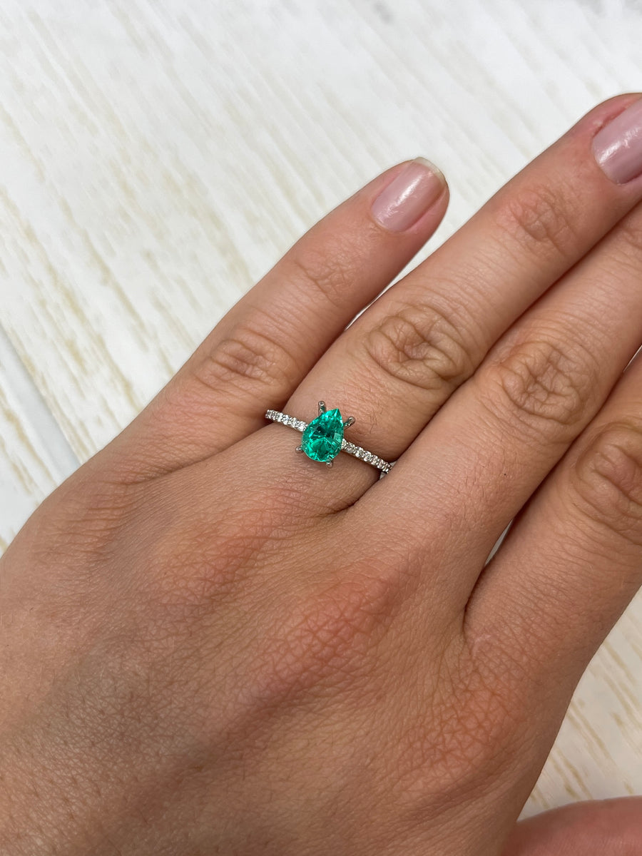 AAA Natural Loose Emerald - 0.90 Carat Pear Shaped